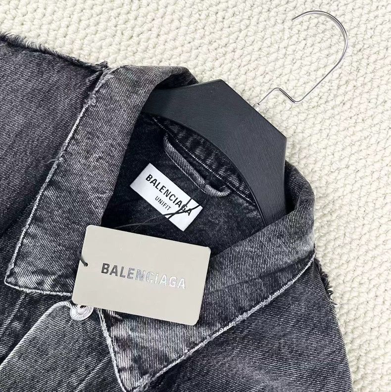 Balenciaga Balenciaga Washed and distressed black grey double-layered Size US XL / EU 56 / 4 - 3 Thumbnail