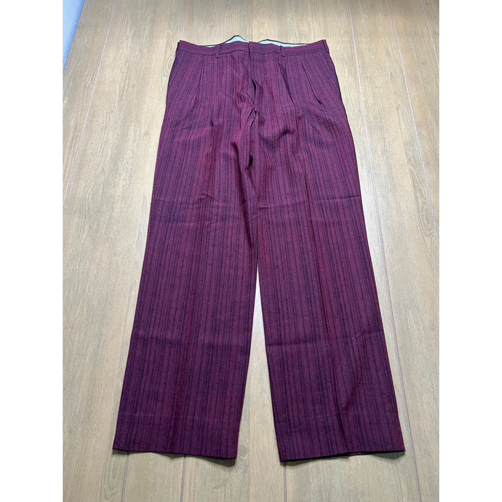 Vintage Vintage 1970s Burgundy Slub Trousers Talon USA Sz 35x31 Size US 35 - 1 Thumbnail