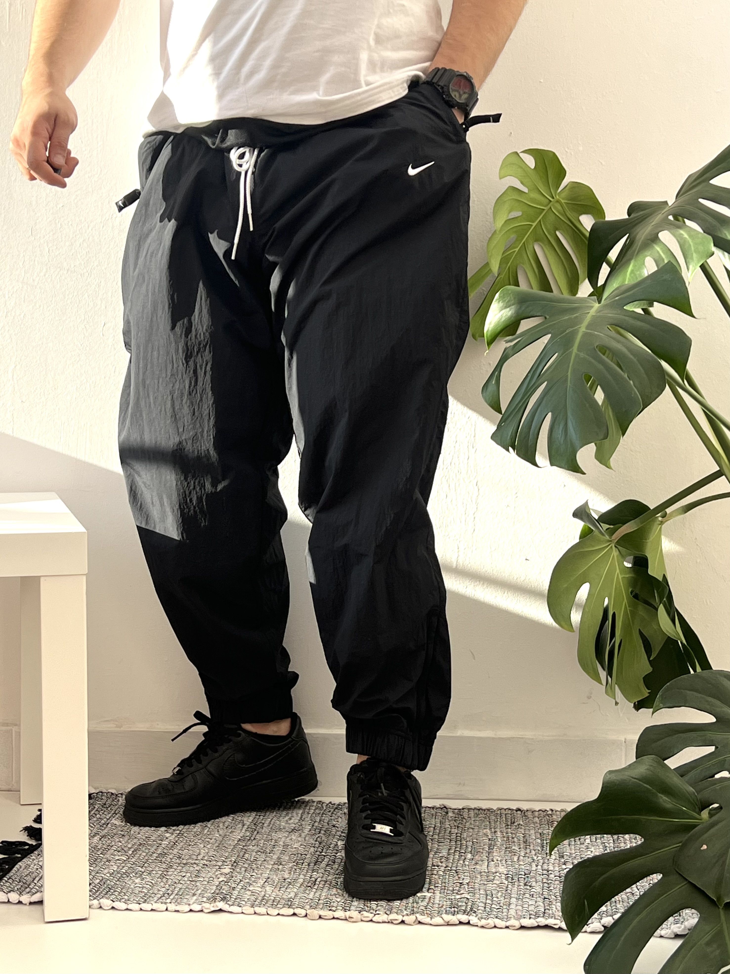 Nike × Sportswear × Streetwear Nike M Nk Solo Swsh Wvn Trk Pant 