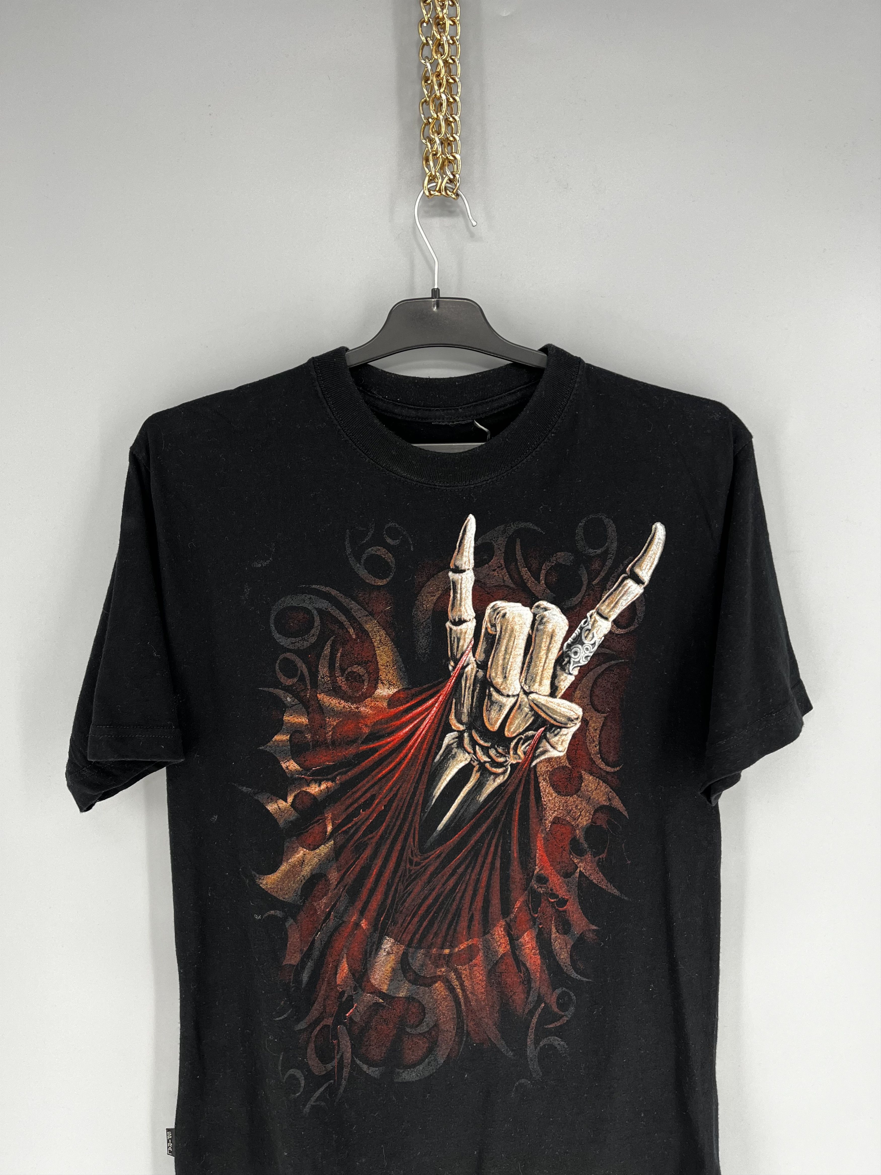 Band Tees VINTAGE GOTHIC SPIRAL SKULL Y2K GRUNGE PUNK ROCK Size US M / EU 48-50 / 2 - 6 Thumbnail