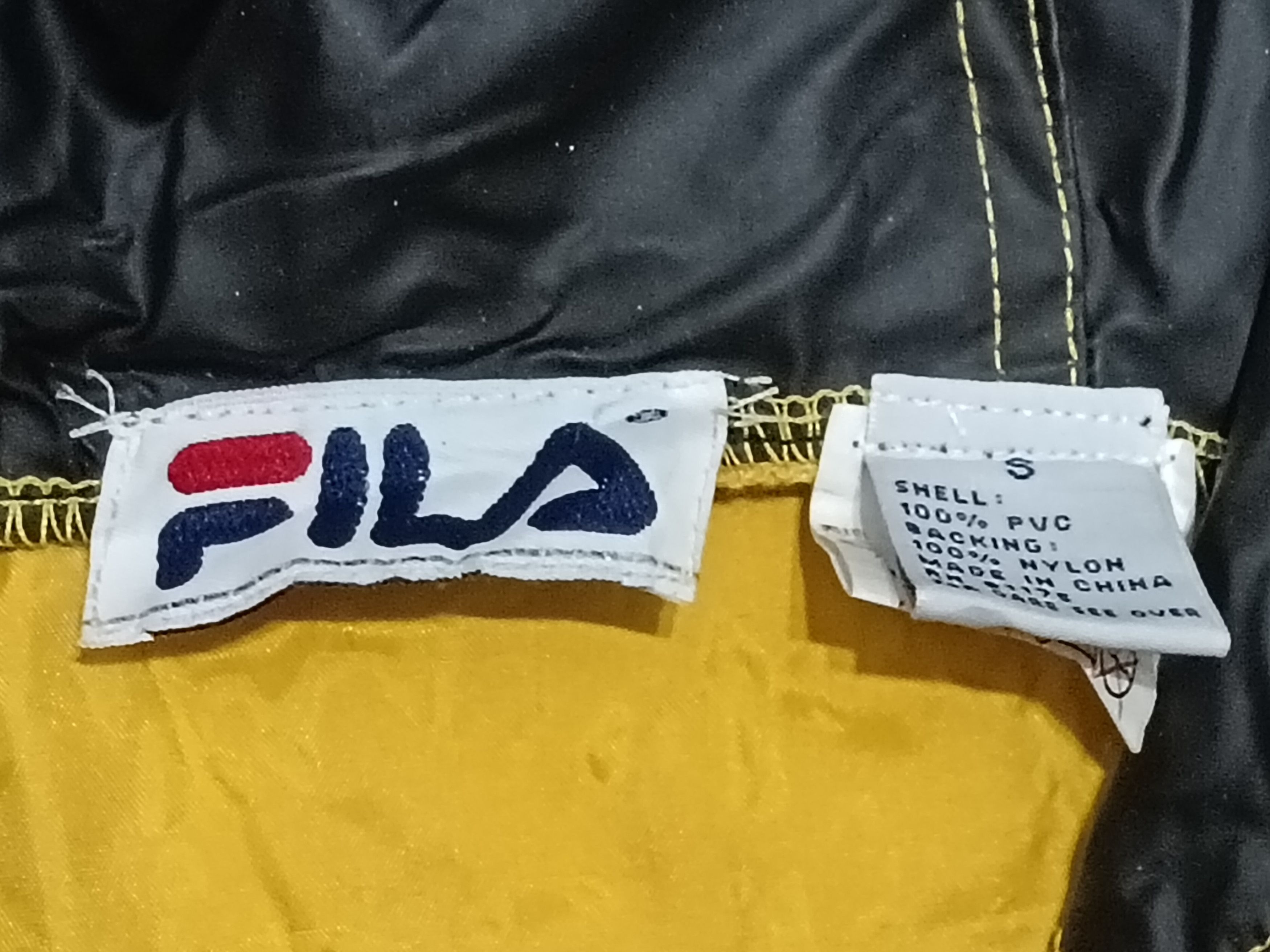 Fila VINTAGE FILA 1/2 ZIPPER RAINCOAT Size US S / EU 44-46 / 1 - 2 Thumbnail