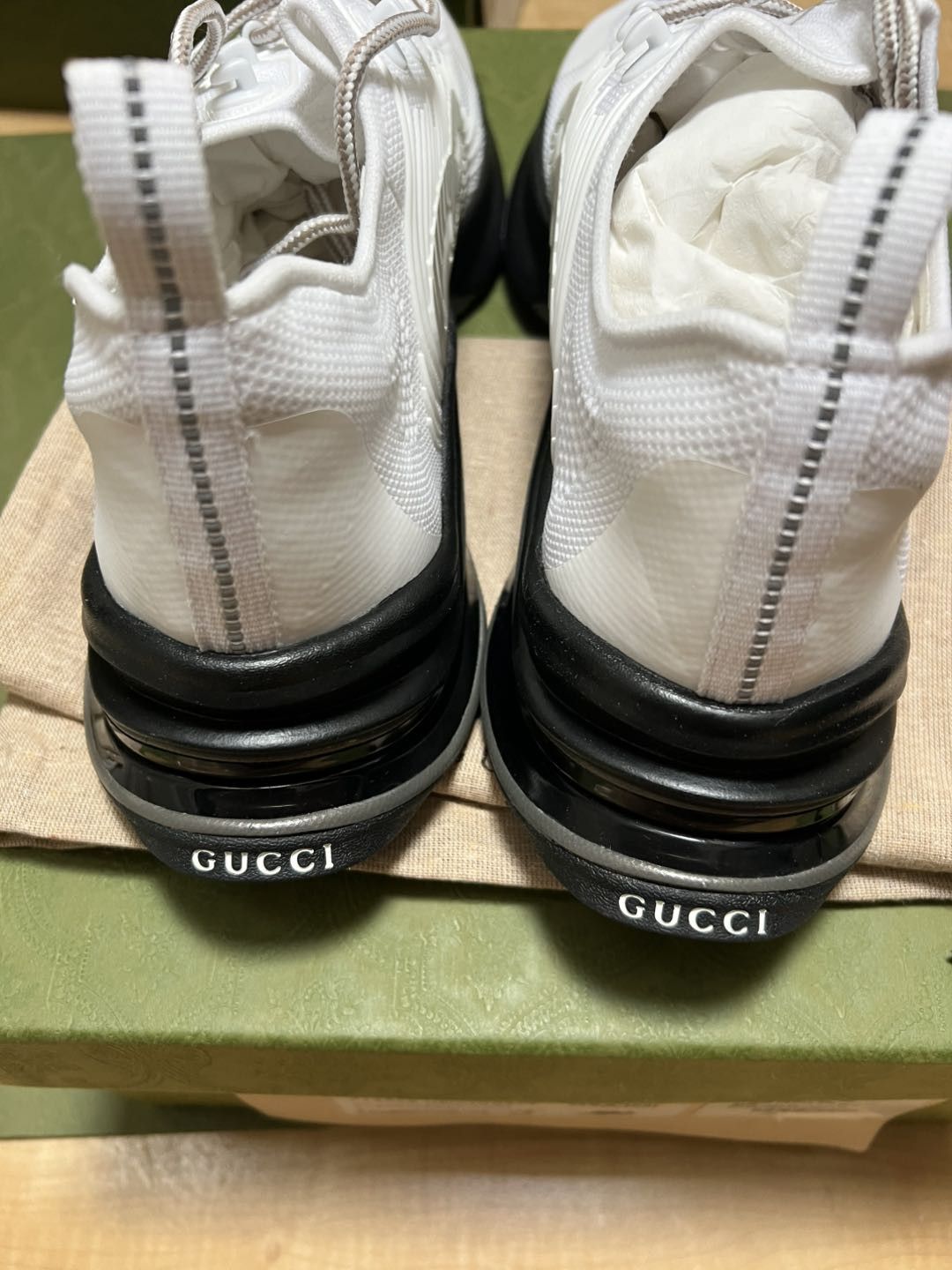 Gucci Gucci Run White Black Size US 13 / EU 46 - 3 Thumbnail