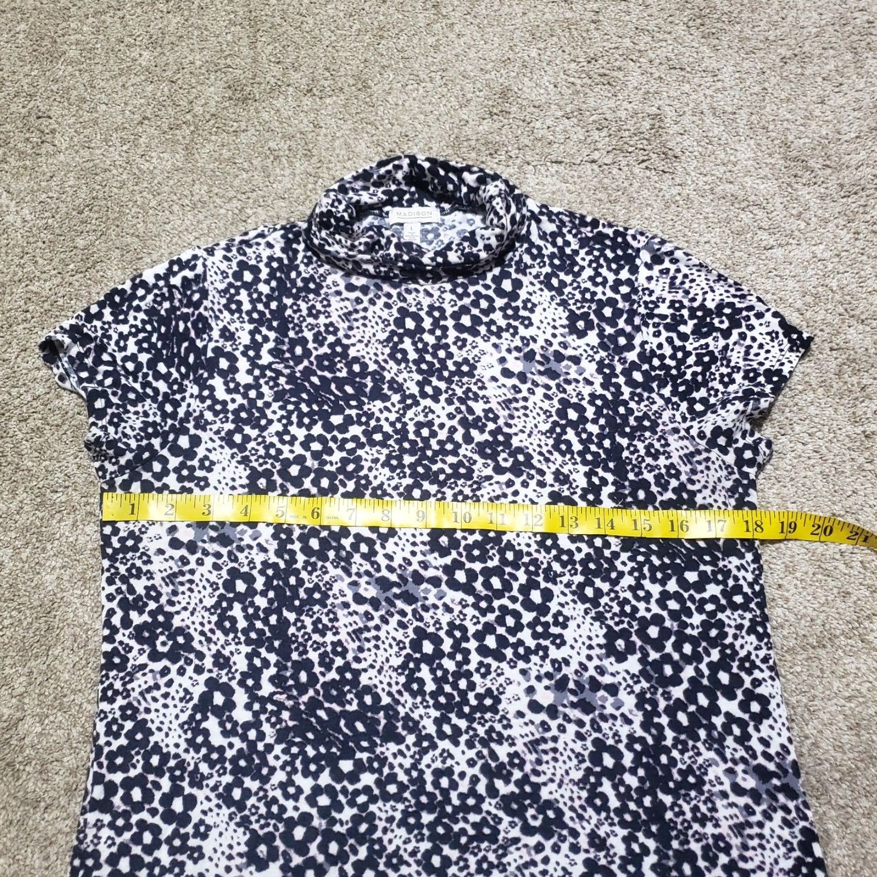 Madison Madison Shirt Womens L Turtleneck Sleeveless Black Grey Multicolor Casual Modern All Seasons Regular . Size L / US 10 / IT 46 - 3 Thumbnail