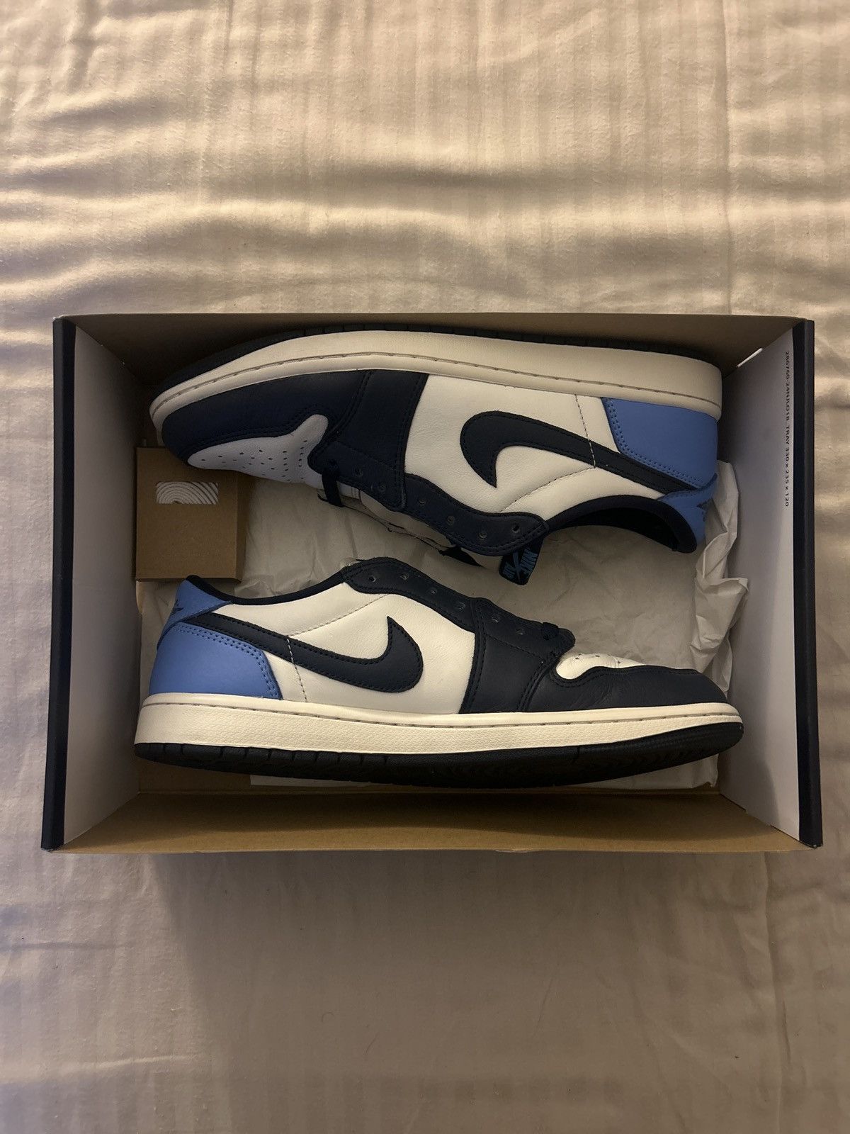 Jordan Brand Air Jordan 1 Low “Obsidian” Size US 10.5 / EU 43-44 - 1 Thumbnail