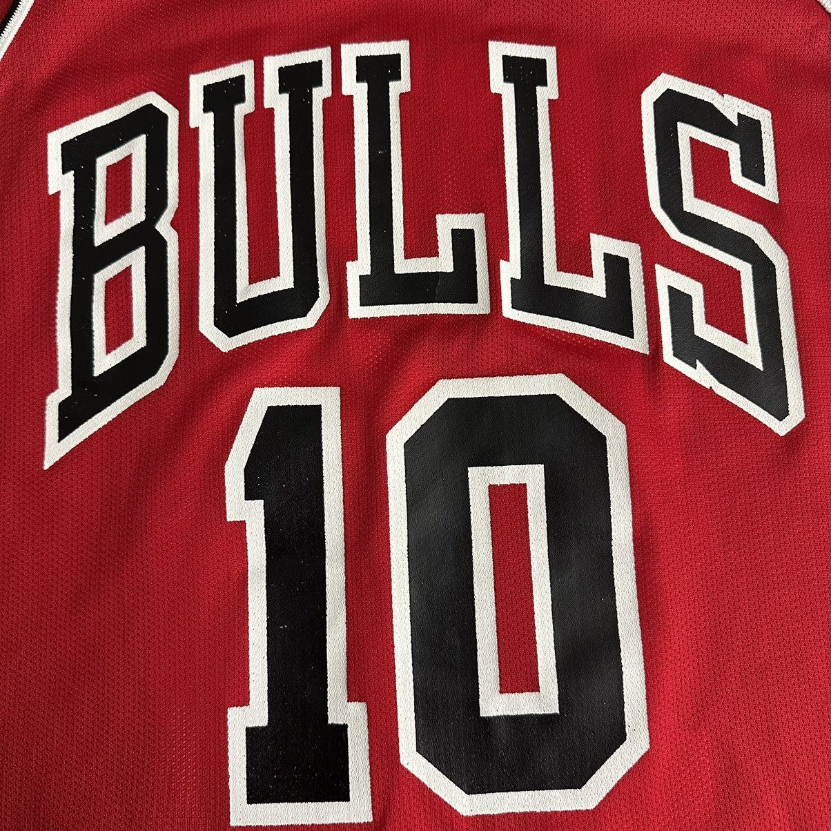 Champion × NBA × Vintage 90s NBA Champion Jersey Chicago Bulls BJ Armstrong 44/L Size US L / EU 52-54 / 3 - 3 Thumbnail