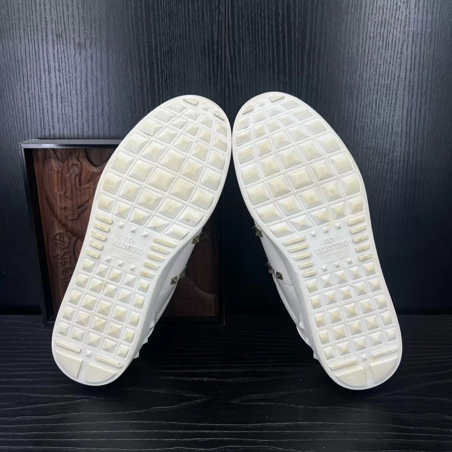 Valentino Valentino Rockstud White 41 Like New Size US 8 / EU 41 - 5 Thumbnail