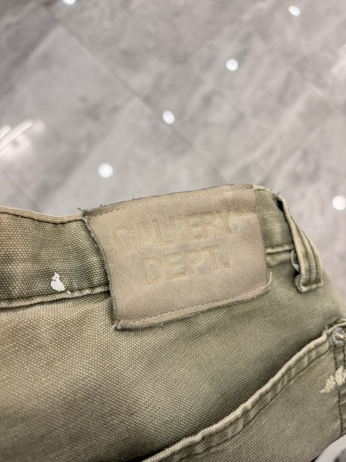 Gallery Dept. Gallery Moss Green Carpenter Jeans Size US 31 - 7 Thumbnail