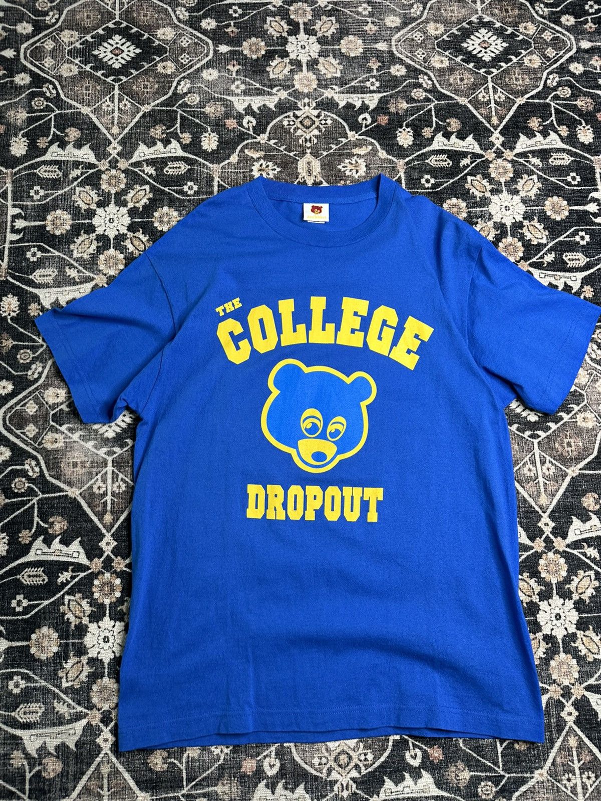 Kanye West × Rap Tees × Vintage Vintage Y2K Kanye West College Dropout Tour Blue Tshirt Size US L / EU 52-54 / 3 - 1 Thumbnail