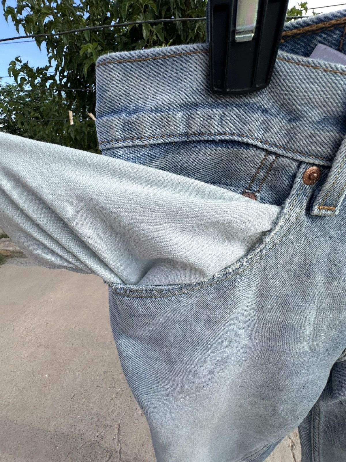 Levi's Levi’s 550s Lightwash Painters Denim Size US 34 / EU 50 - 4 Thumbnail