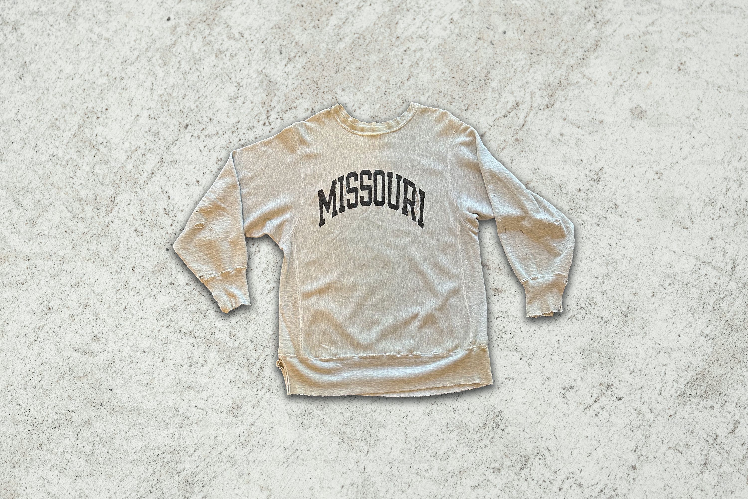 Champion Vintage Thrashed Missouri Champion Reverse Weave Crewneck Size US L / EU 52-54 / 3 - 1 Thumbnail