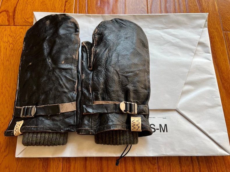Visvim Musher Mittens Black Leather Gloves-2506