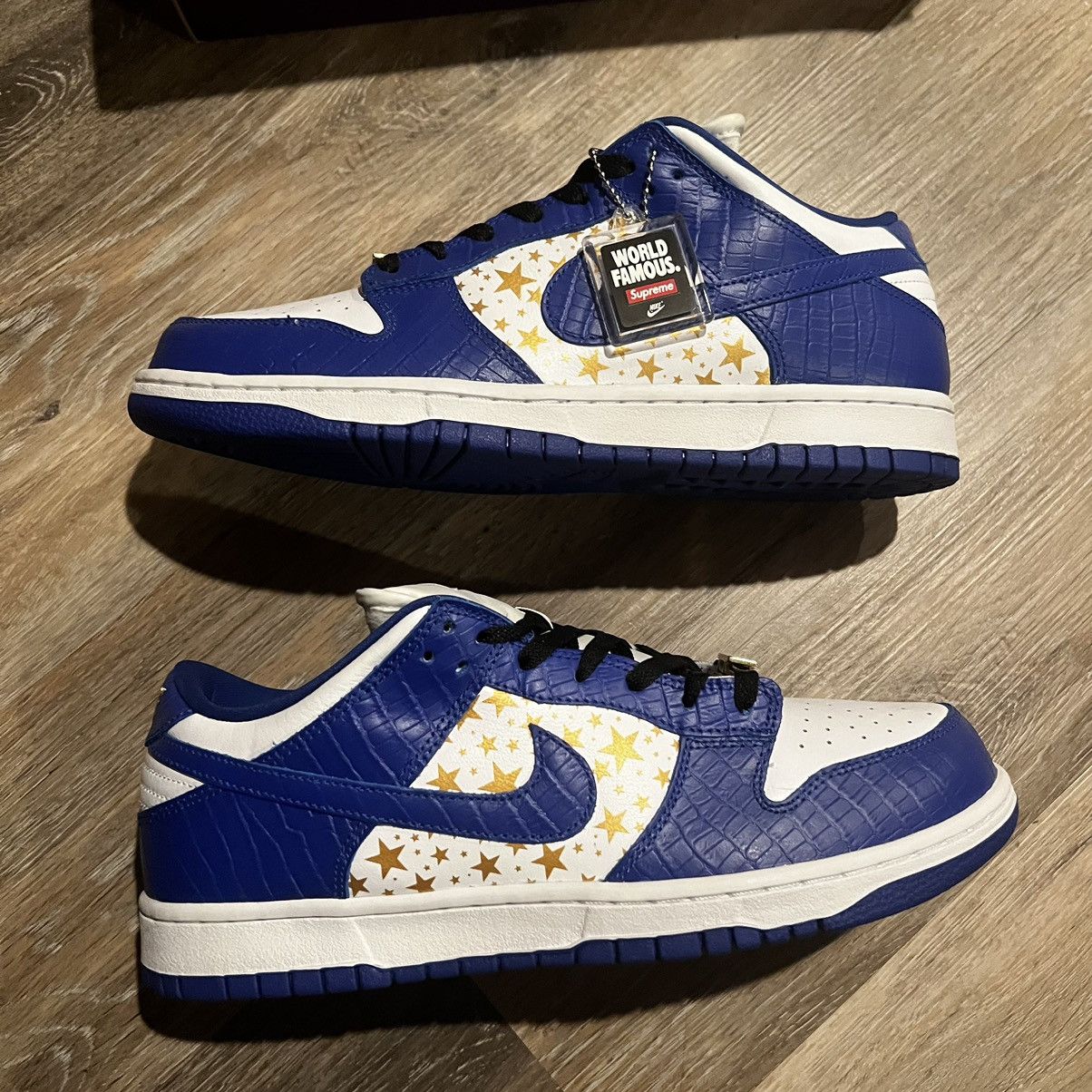 Nike × Supreme Nike Sb Dunk Low Supreme Stars Hyper Royal Size US 10.5 / EU 43-44 - 3 Thumbnail