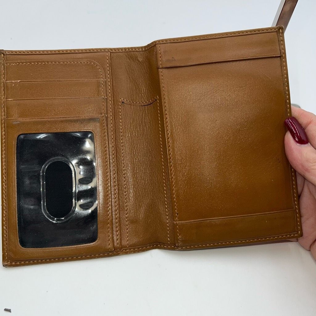 Levenger Fine Leather Tools Bi Fold Wallet