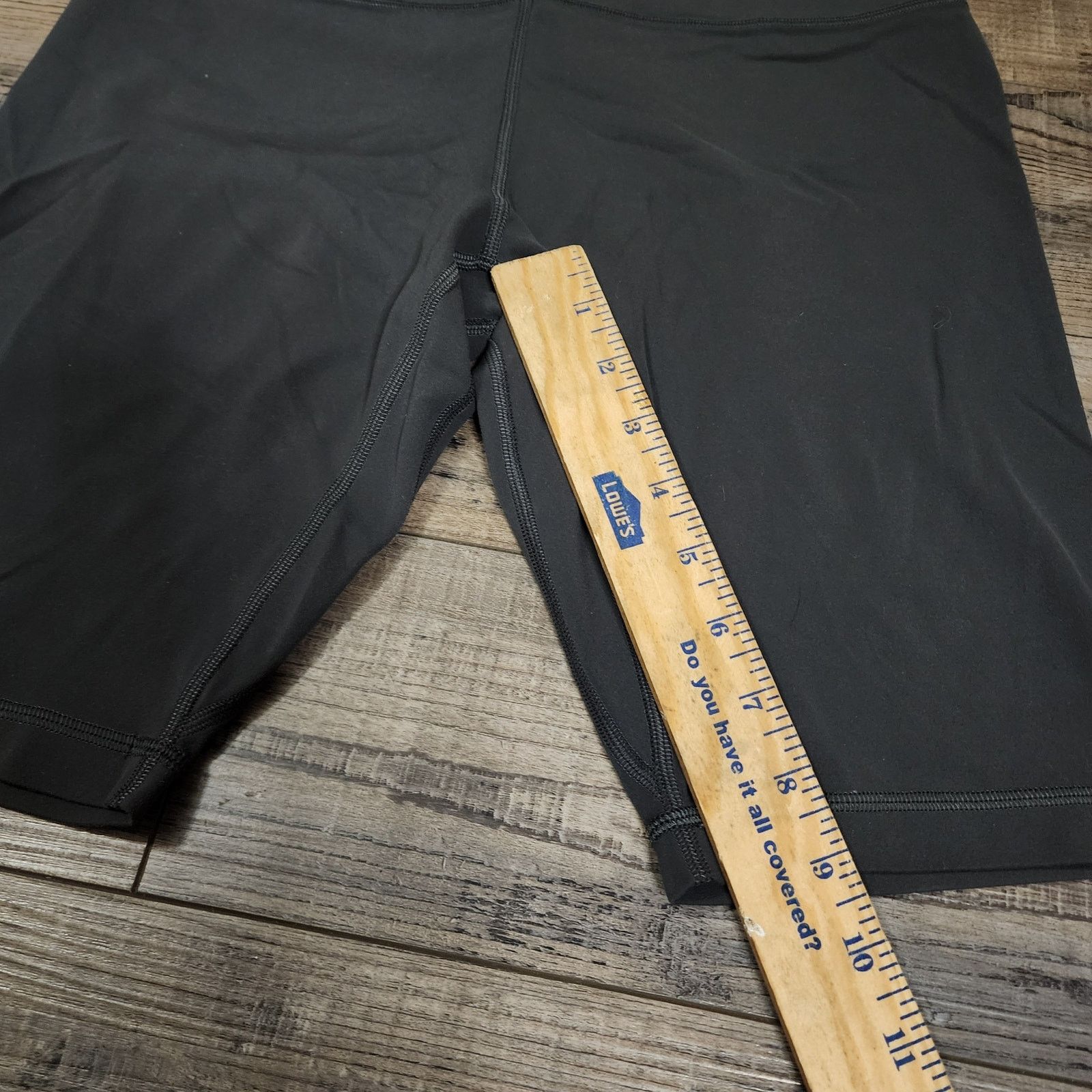 Lululemon Lululemon Athletica shorts Gray no tags 26in Waist 2252 Size 26" / US 2 / IT 38 - 2 Thumbnail