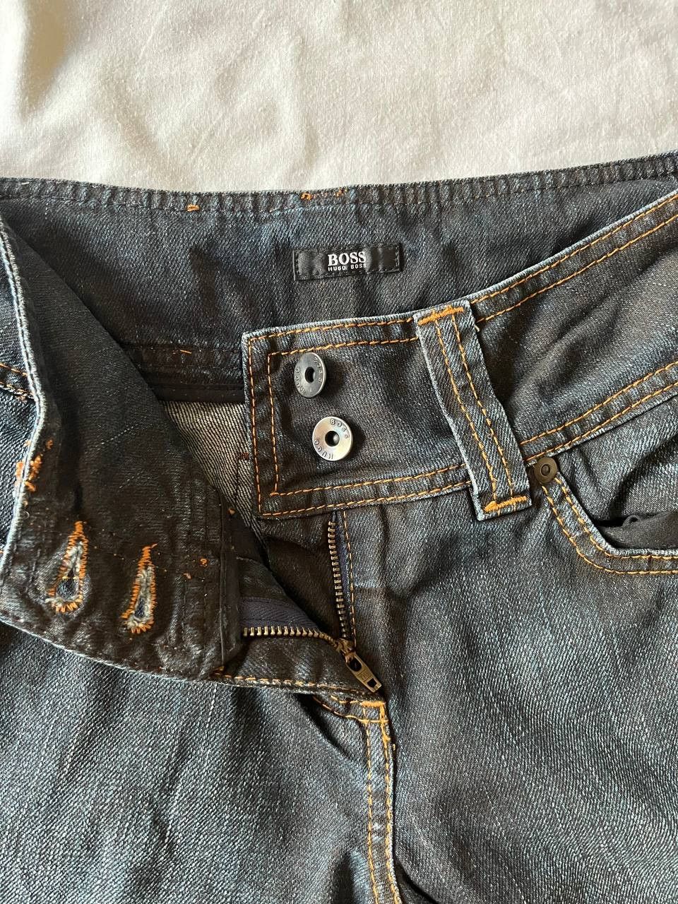 Hugo Boss × Vintage Boss W26/L30 vintage women's flared low rise Y2K jeans Size 26" / US 2 / IT 38 - 2 Thumbnail