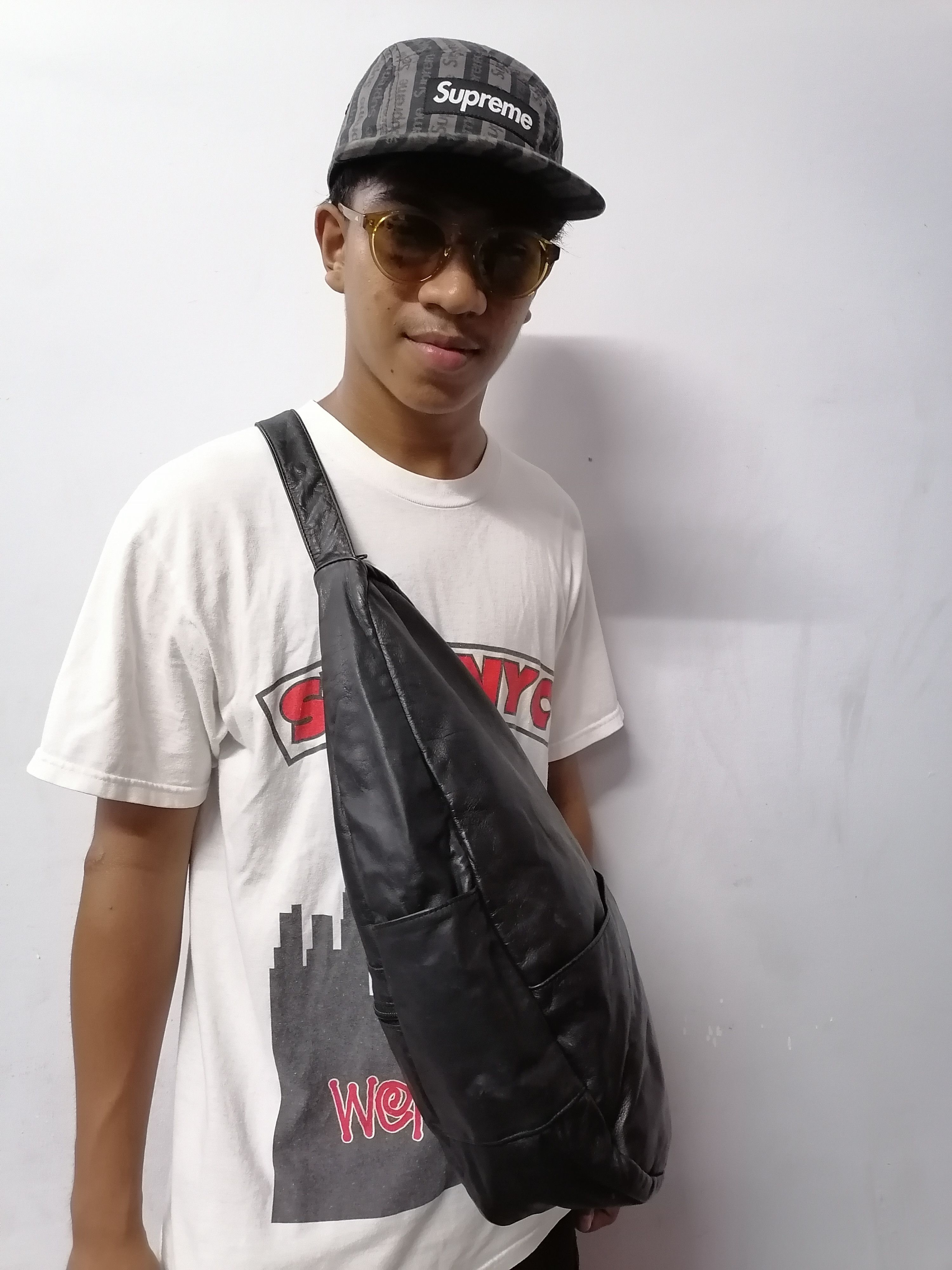 Genuine Leather × Vintage Vintage Black Leather Healthy Crossbody Bag Size ONE SIZE - 6 Thumbnail