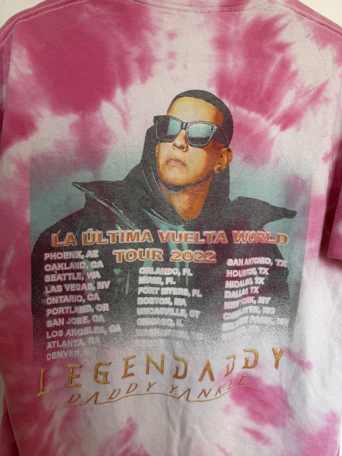 Band Tees Daddy Yankee La Última Vuelta Tour 2022 Pink Tie Dye Tee L Size US L / EU 52-54 / 3 - 5 Thumbnail