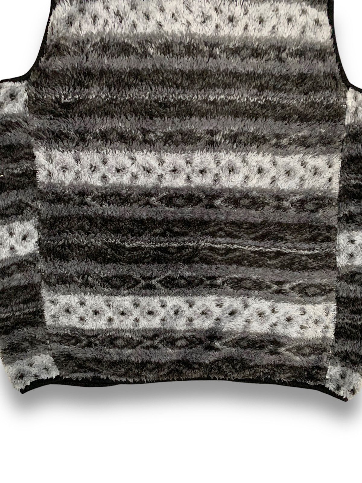 Japanese Brand Japanese Brand Shiny Ripple Navajo Fleece Vest Size US M / EU 48-50 / 2 - 11 Thumbnail