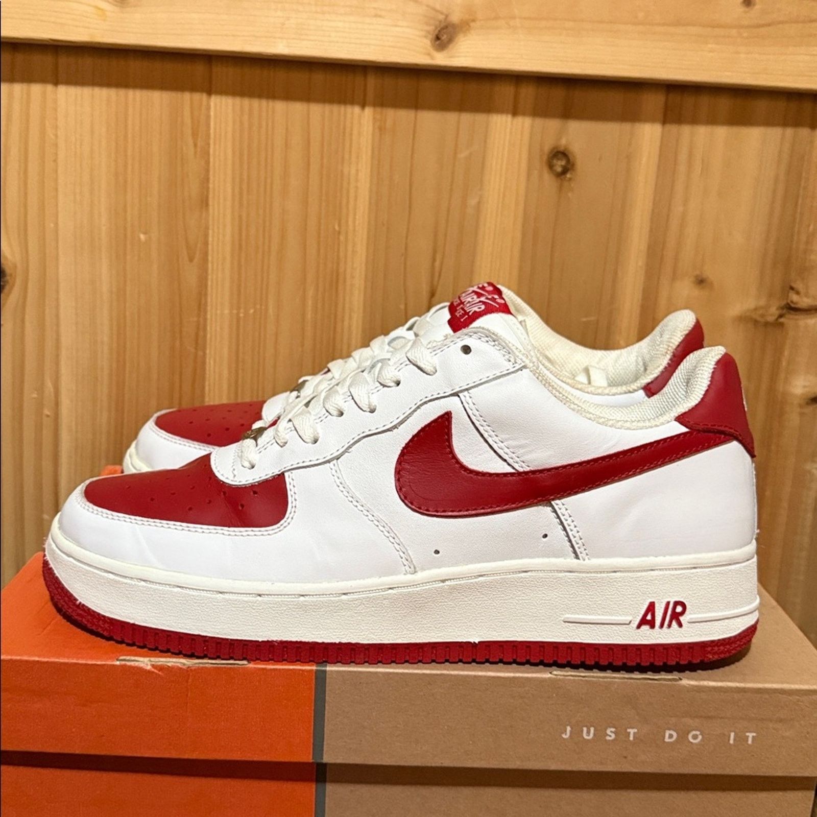 Nike 2003 Nike Air Force 1 'White Varsity Red' Size US 10.5 / EU 43-44 - 6 Thumbnail