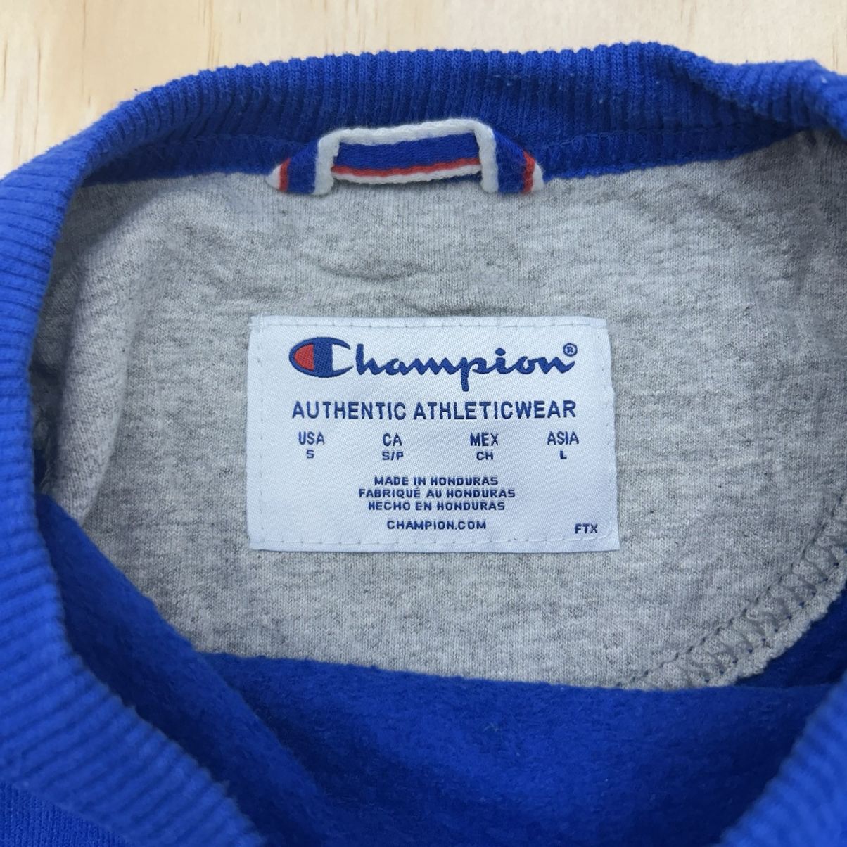 Champion Blue Vintage Champion Sweatshirt Size US S / EU 44-46 / 1 - 4 Thumbnail