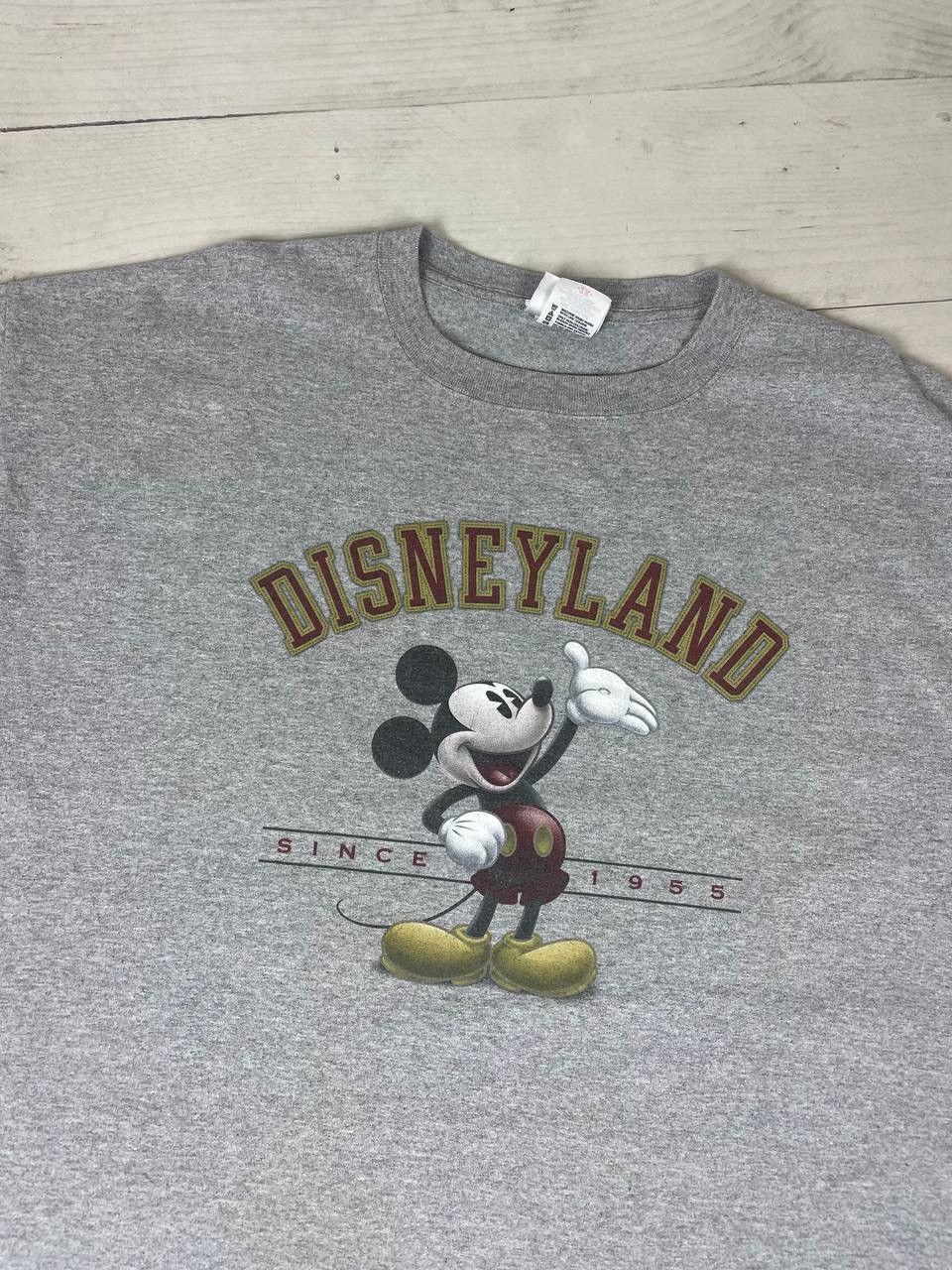Disney Vintage Disneyland Since 1955 Mickey Mouse T Shirt Size US XXL / EU 58 / 5 - 2 Thumbnail