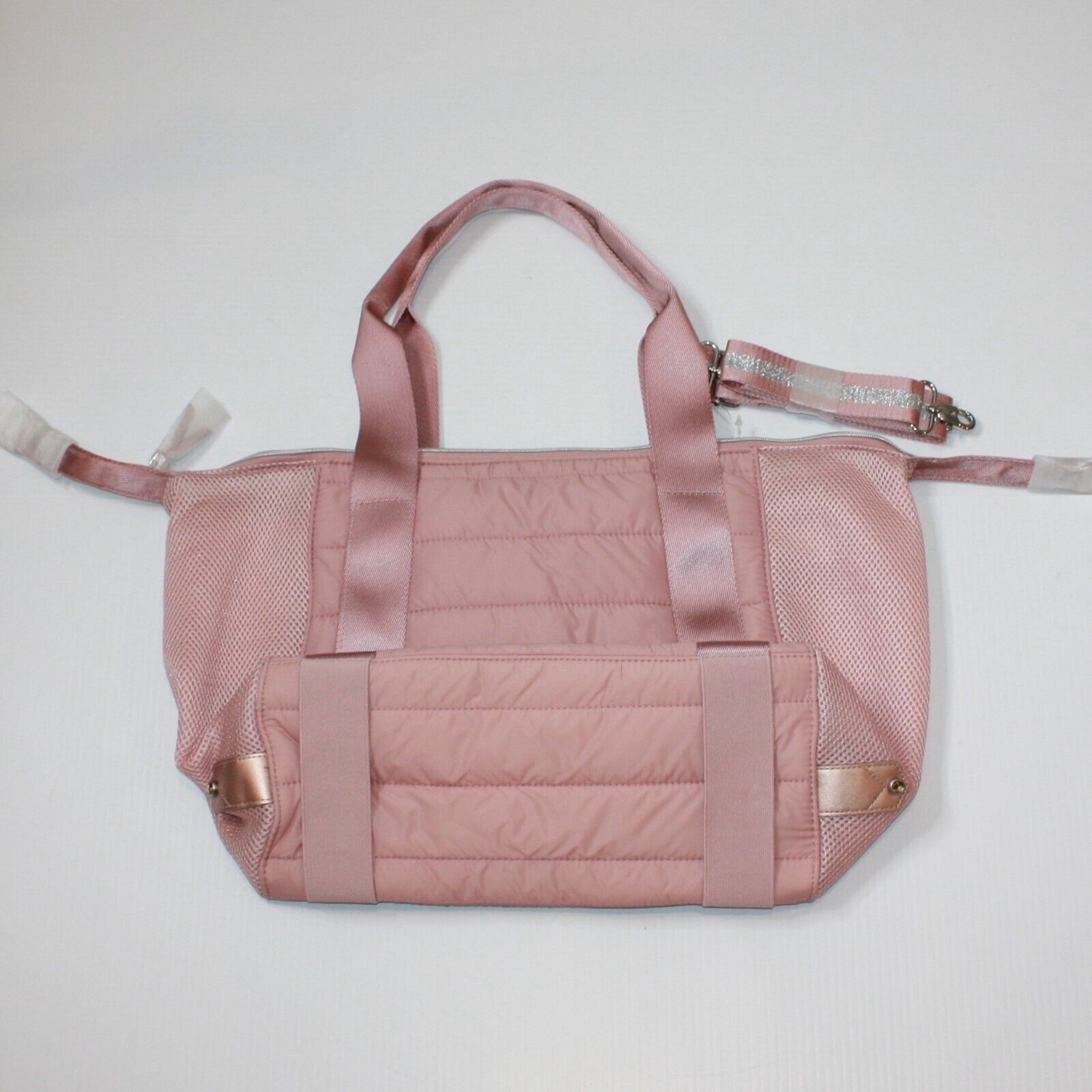 Other Stella & Dot Crush It Duffle Gym Travel Bag in Quilted $139 Size ONE SIZE - 5 Thumbnail