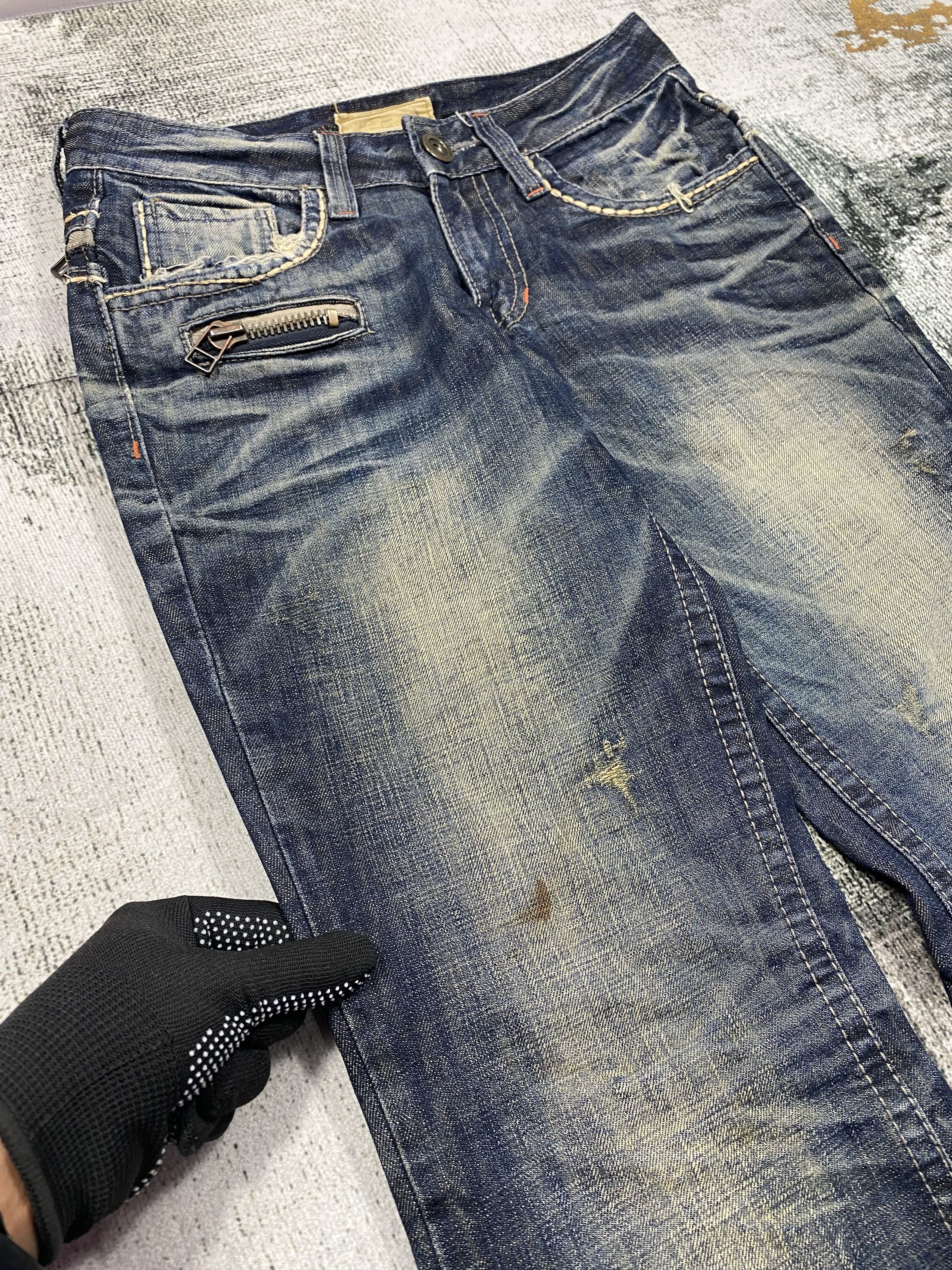 Vintage Lolita Low Rise Rusty Whiskers Exotic Distressed Denim Size US 28 / EU 44 - 4 Thumbnail