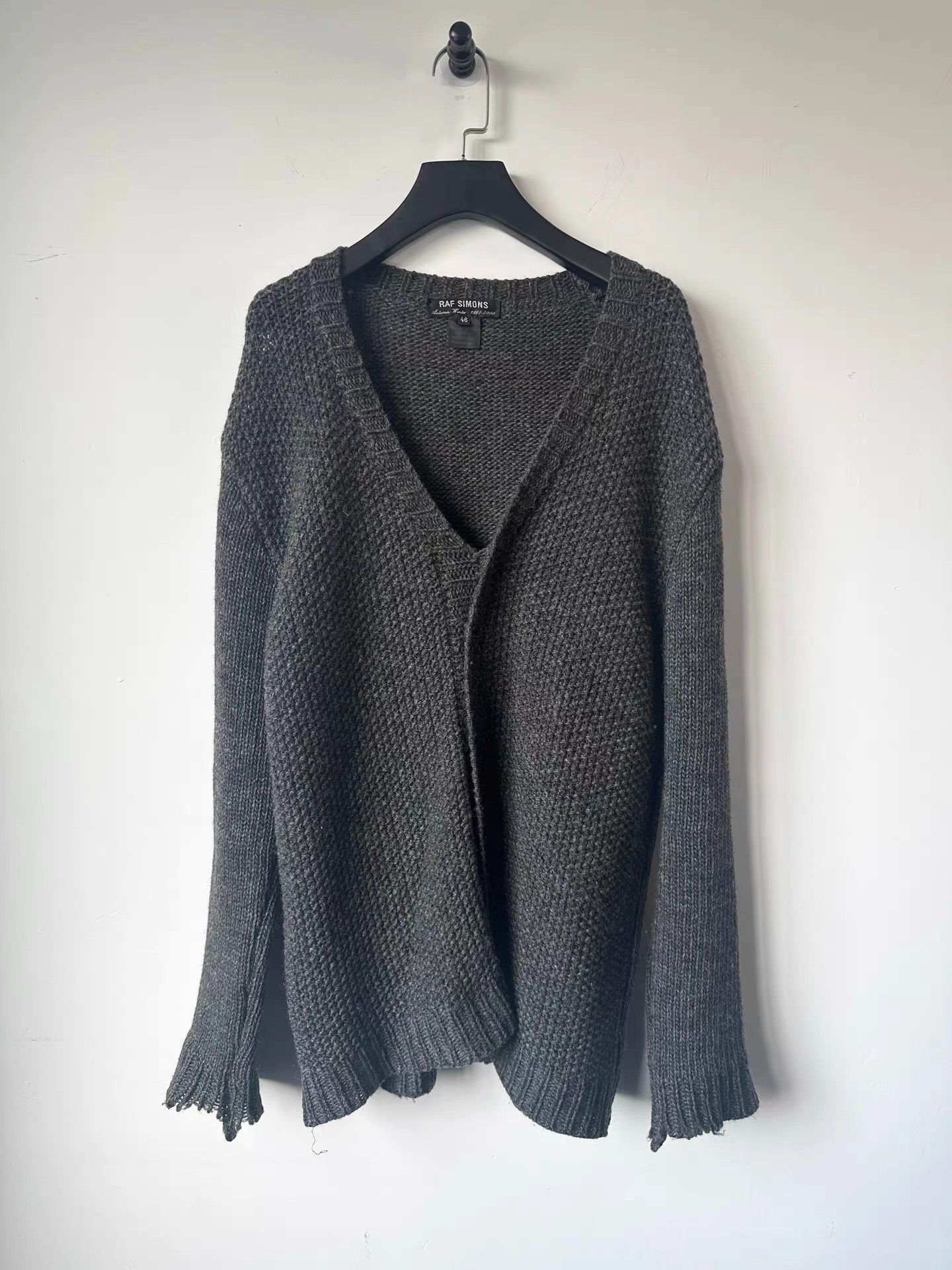 Raf Simons Black V-Neck Knit Sweater with Fringe Hem Size US S / EU 44-46 / 1 - 1 Thumbnail