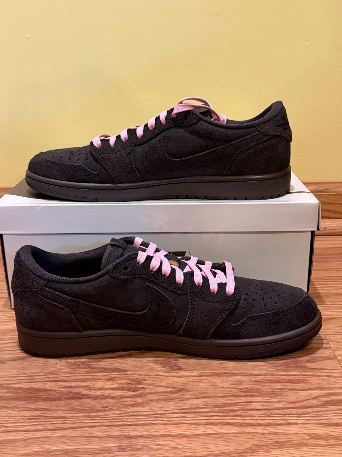 Jordan Brand Jordan 1 Travis Scott Velvet Brown Size 11 OG All DM7866-202 Size ONE SIZE - 2 Thumbnail