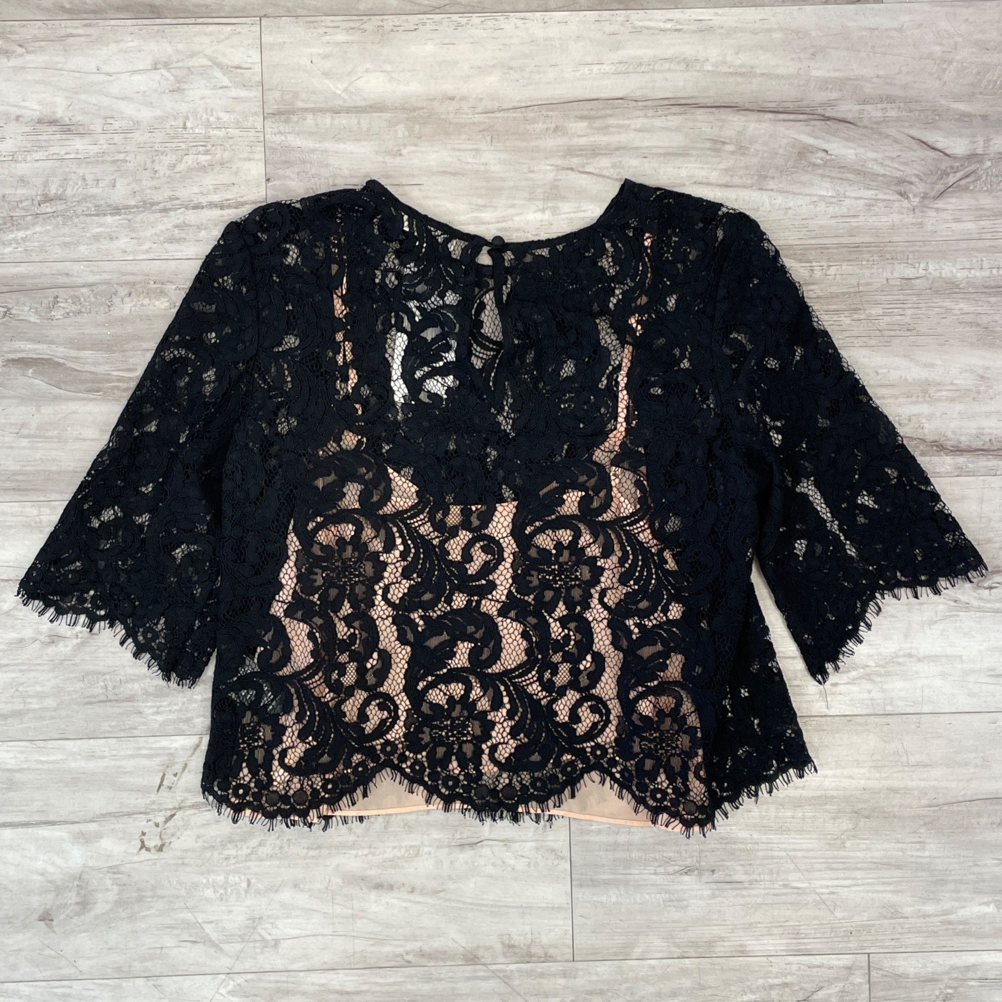 Aritzia XS - Wilfred Artizia Lapointe Scallop Sheer Top Size XS / US 0-2 / IT 36-38 - 2 Thumbnail