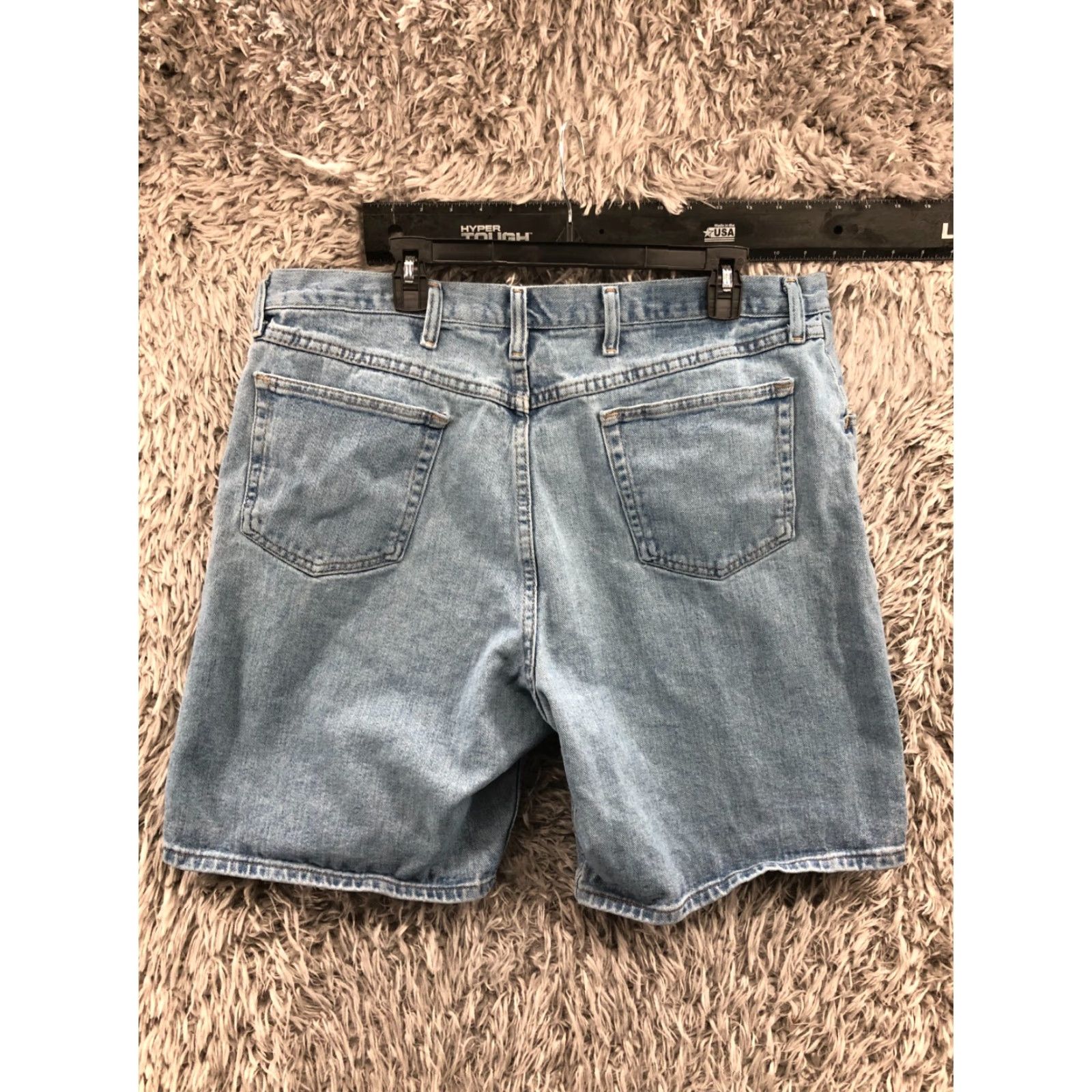 Wrangler Wrangler Relaxed Shorts Mens Size 40 Mid Rise Medium Wash Size US 40 / EU 56 - 4 Thumbnail