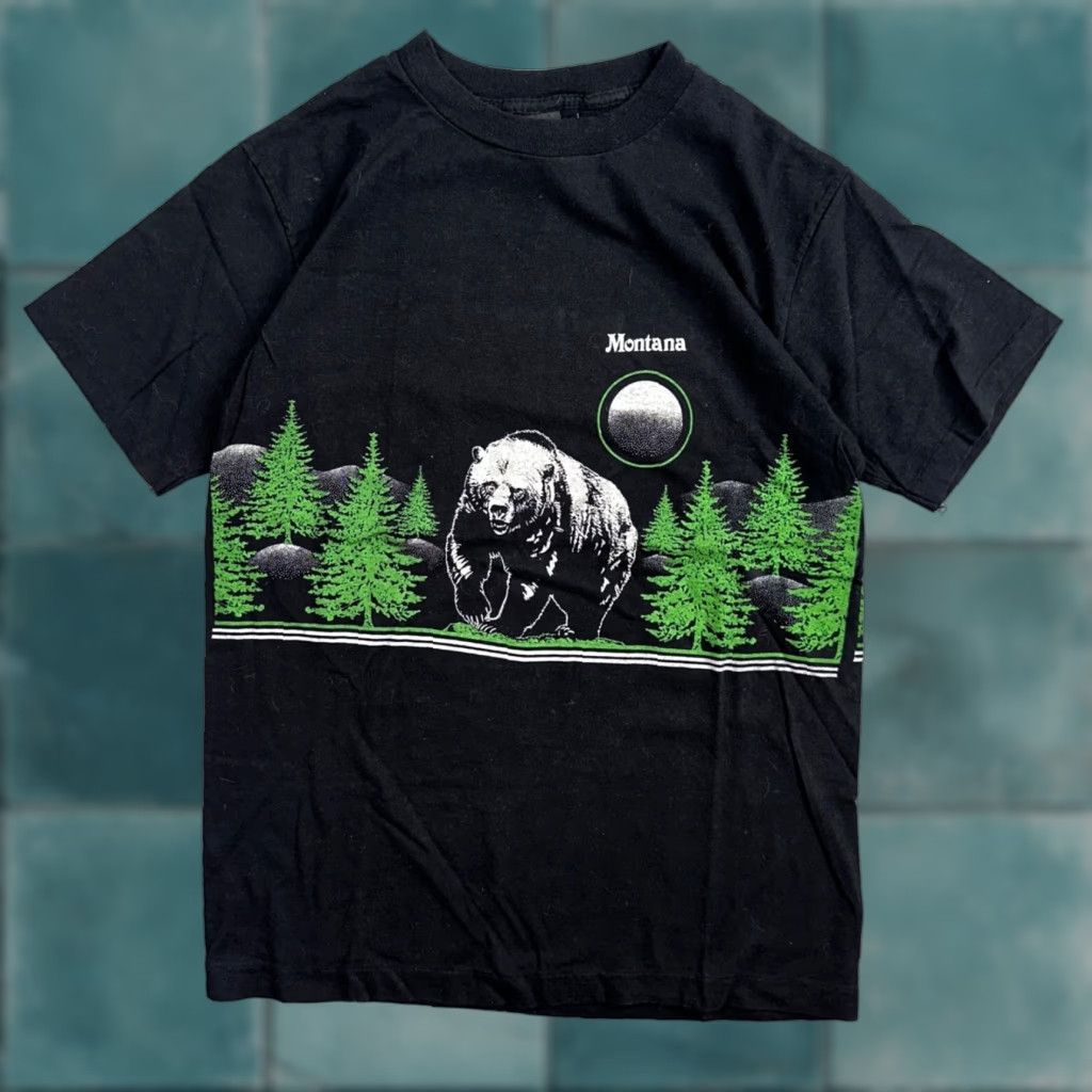 Vintage VINTAGE Bear Mountain Montana Sherrys T Shirt Black 80s Moon Nature Animal Crew Neck L Men Short Sleeve Size US L / EU 52-54 / 3 - 1 Thumbnail