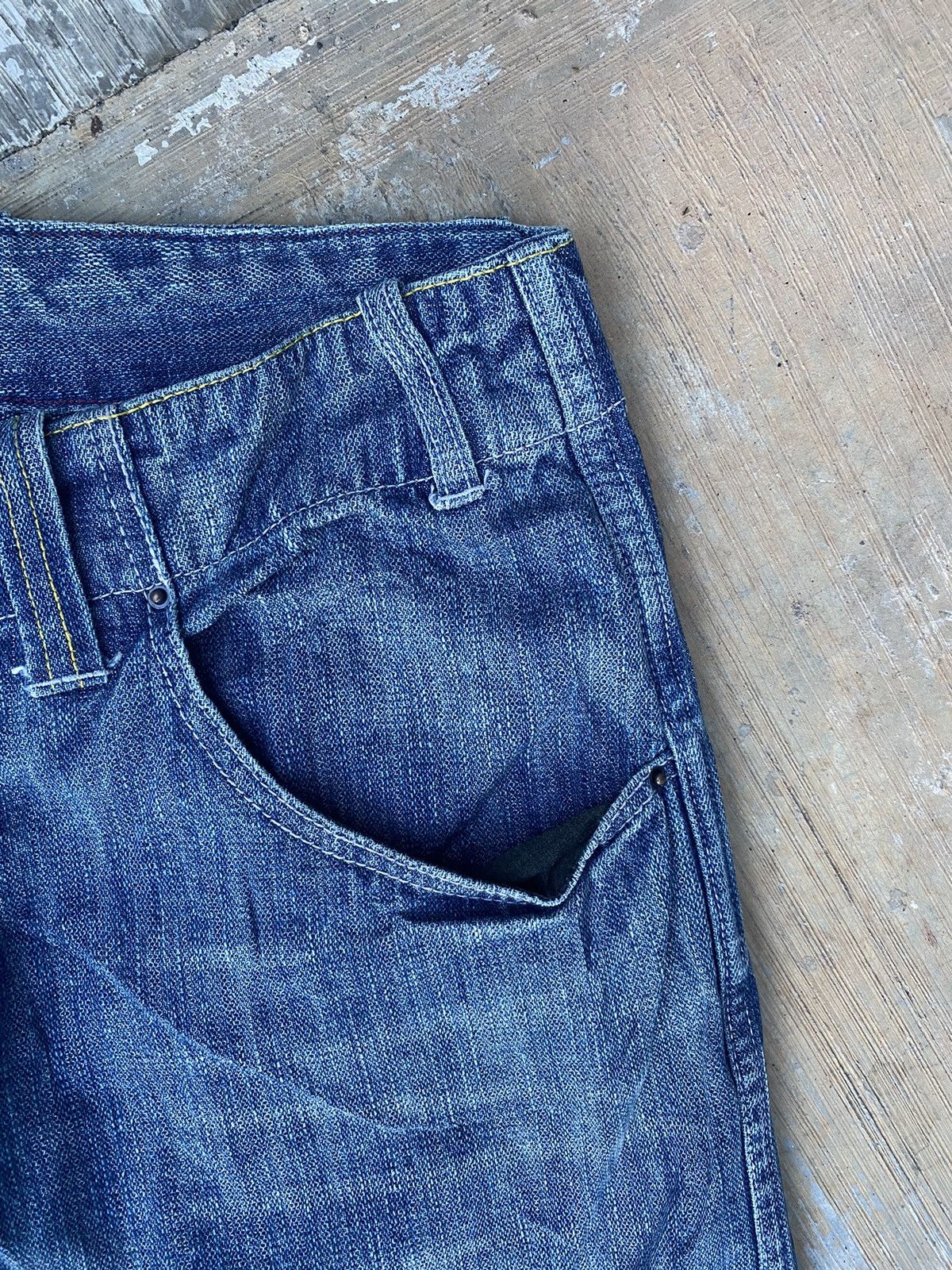 If Six Was Nine × Japanese Brand × Le Grande Bleu (L.G.B.) Dominate Handcrafted Flare Jeans Size US 35 - 5 Thumbnail