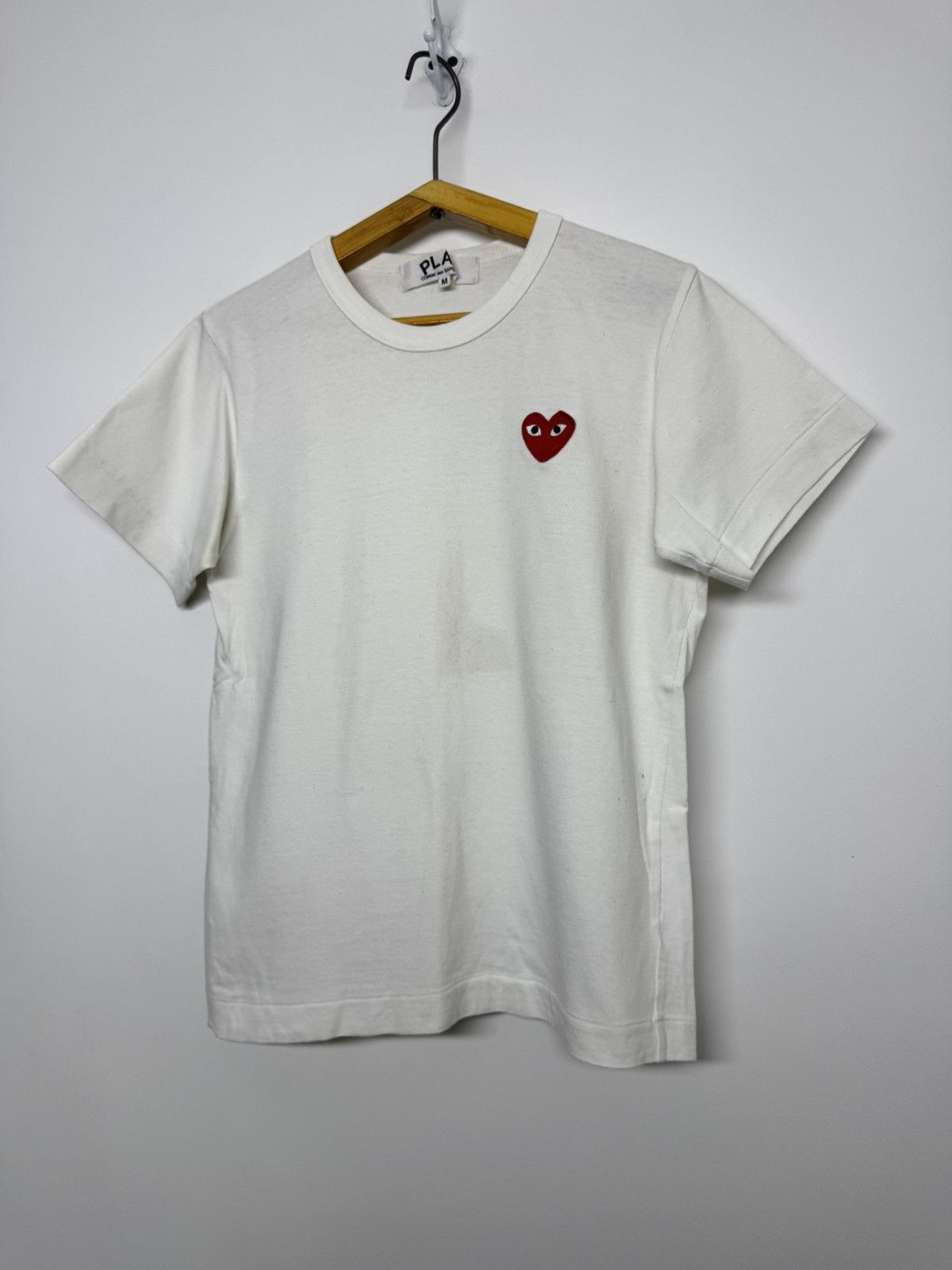 Comme des Garcons Comme des Garcons Play Logo Luxury T Shirt Size US M / EU 48-50 / 2 - 3 Thumbnail