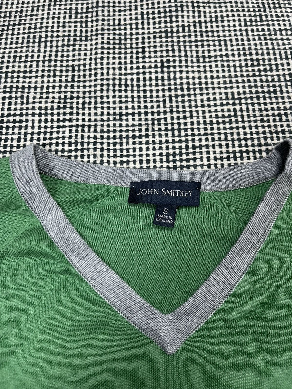 John Smedley John Smedley color block v-neck sea island cotton sweater Size US S / EU 44-46 / 1 - 3 Thumbnail