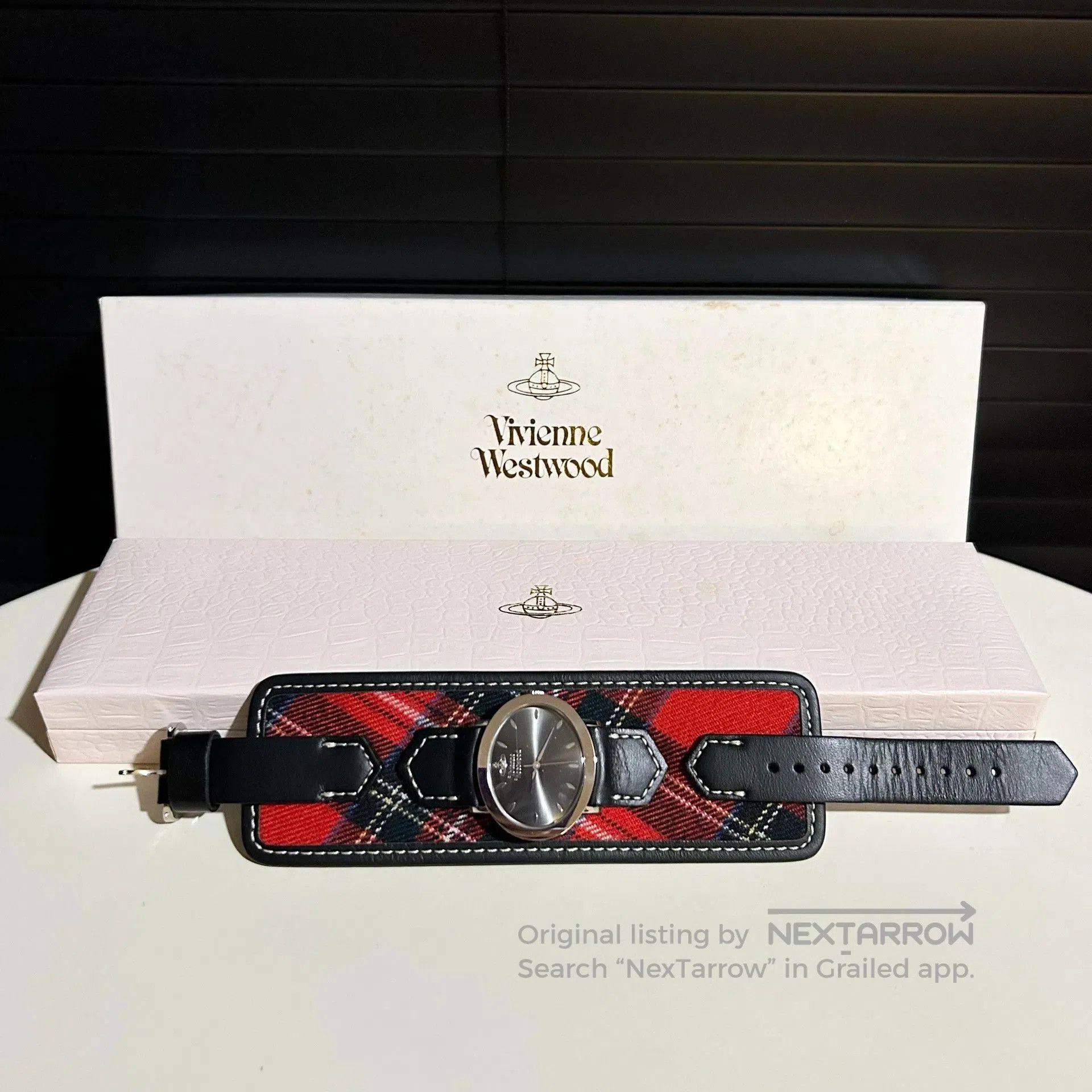 Vivienne Westwood Vivienne Westwood Vintage Saturn Red Black Check Watch. Size ONE SIZE - 1 Thumbnail