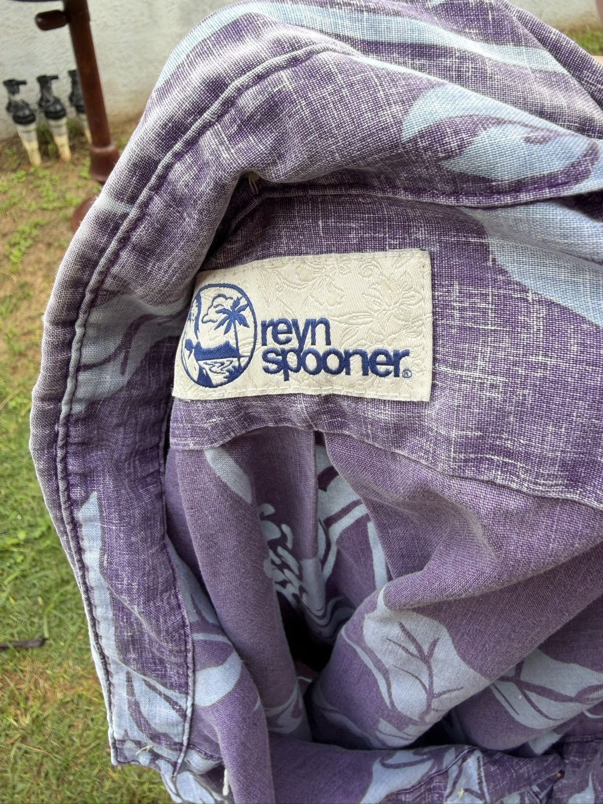 Reyn Spooner PreOwned Reyn Spooner Hawaiian Print Purple Men's XL Size US XL / EU 56 / 4 - 4 Thumbnail