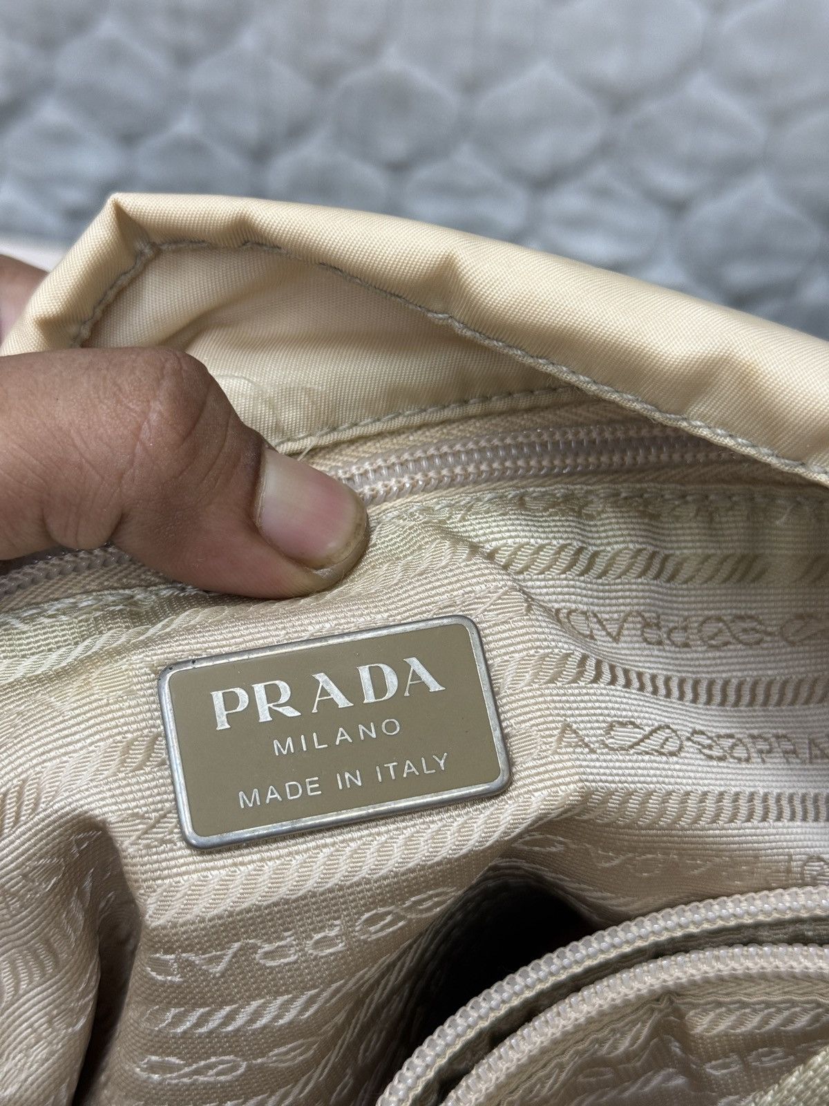 Prada 🔥🔥🔥ARCHIVE VTG PRADA BAG Size ONE SIZE - 17 Thumbnail