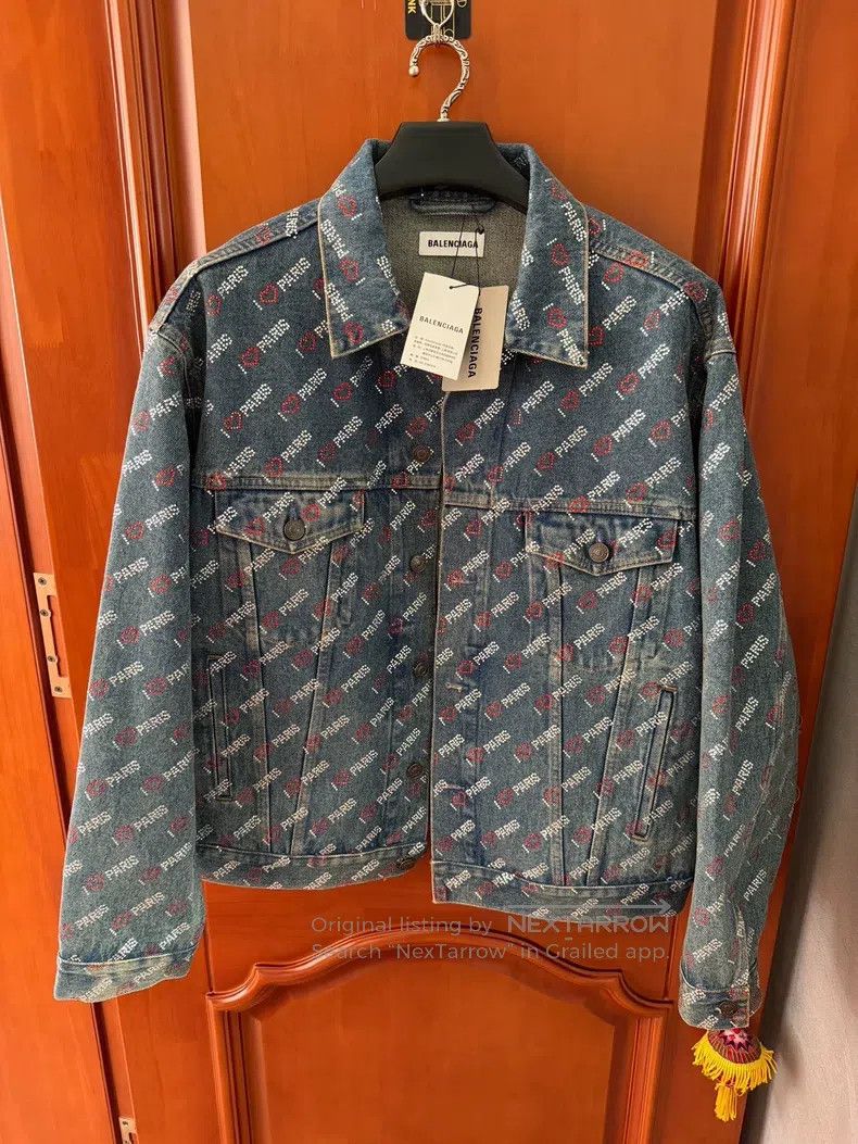 Balenciaga Balenciaga Heart Rhinestone All-over Print Logo Denim Jack Size XS / US 0-2 / IT 36-38 - 1 Thumbnail