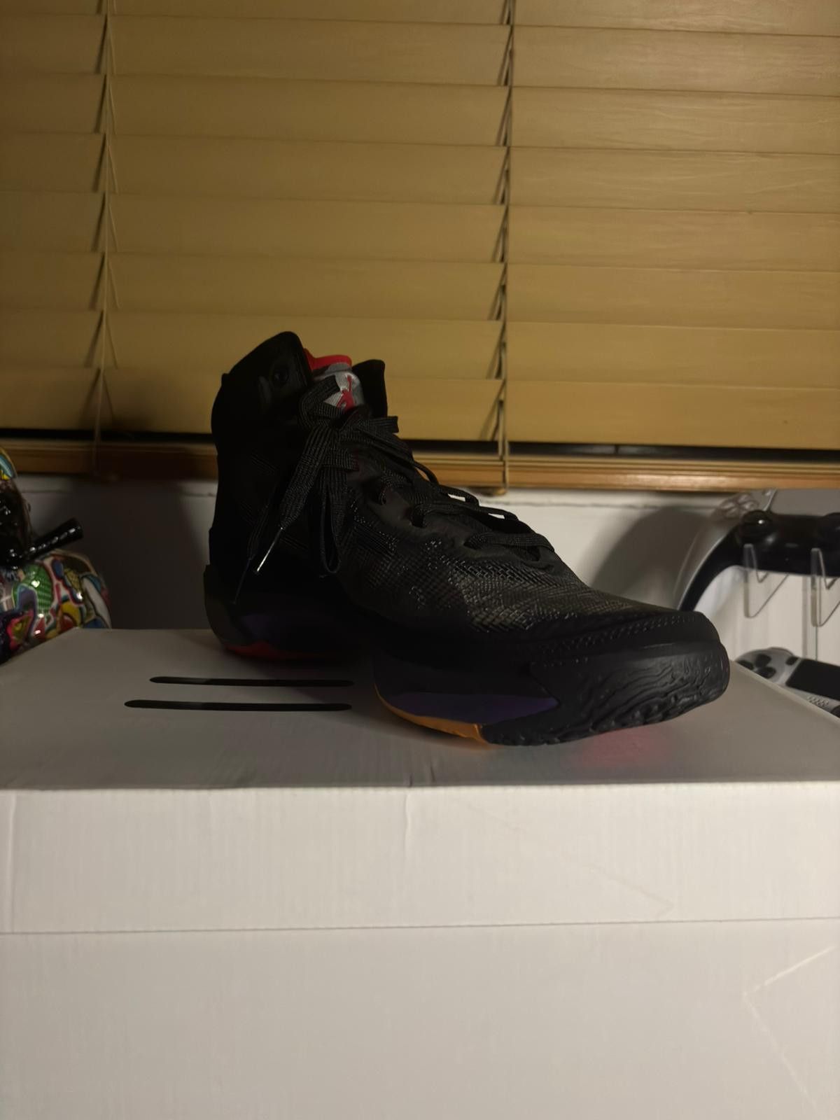 Jordan Brand Nike Air Jordan 37 PF in the "Raptors" Size US 11 / EU 44 - 3 Thumbnail