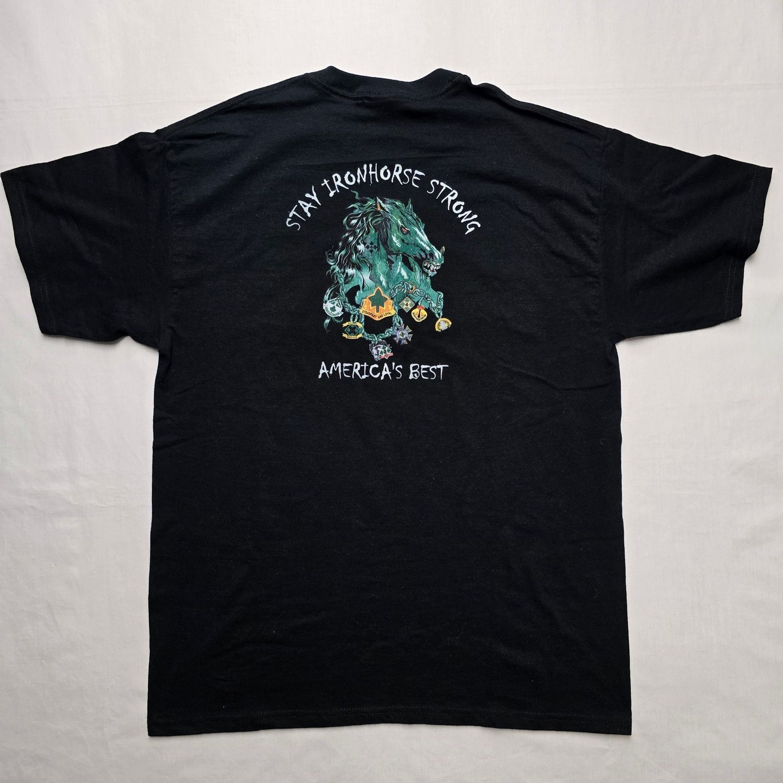 Gildan US Army Ironhorse Strong 1st Cavalry L Black Military Tee Size US L / EU 52-54 / 3 - 1 Thumbnail