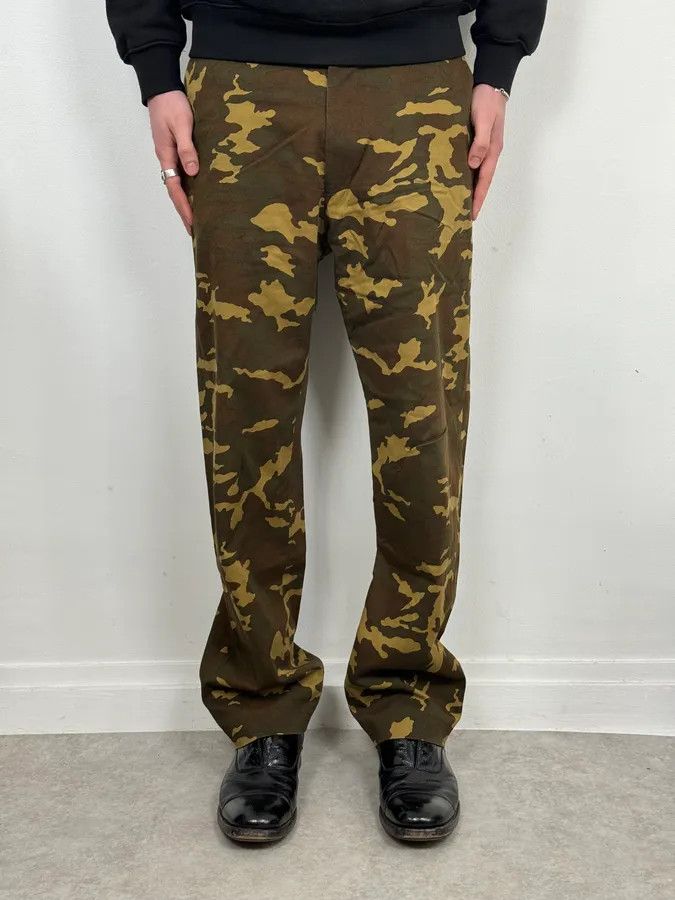Dries Van Noten Dries Van Noten Camo Green Pants Size US 33 - 2 Thumbnail
