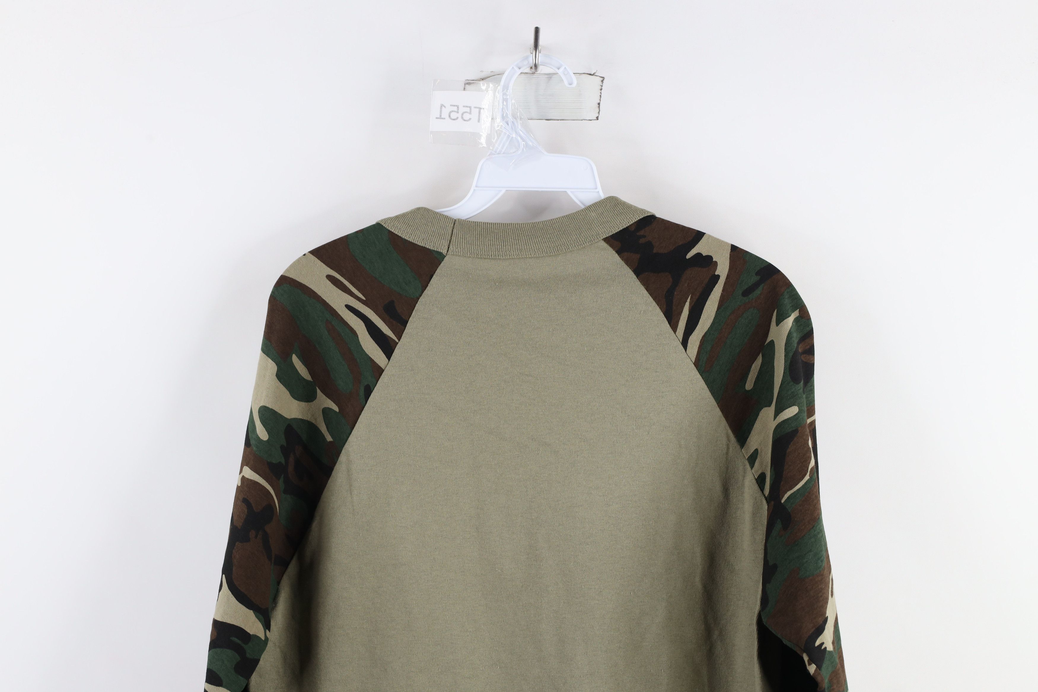 Vintage Vintage 90s Out Jeep Camouflage 3/4 Sleeve Raglan T-Shirt Size US M / EU 48-50 / 2 - 8 Thumbnail