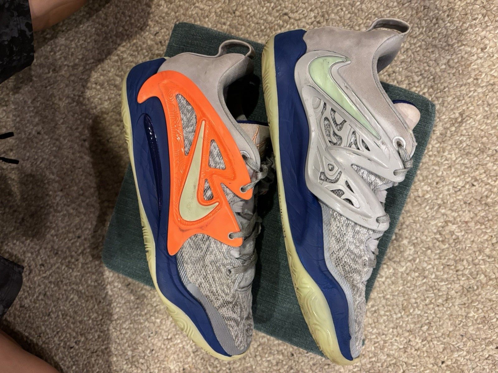 Nike Nike KD 15 “9th wonder” - Men’s Size 9 *Good Condition* Size US 9 / EU 42 - 6 Thumbnail