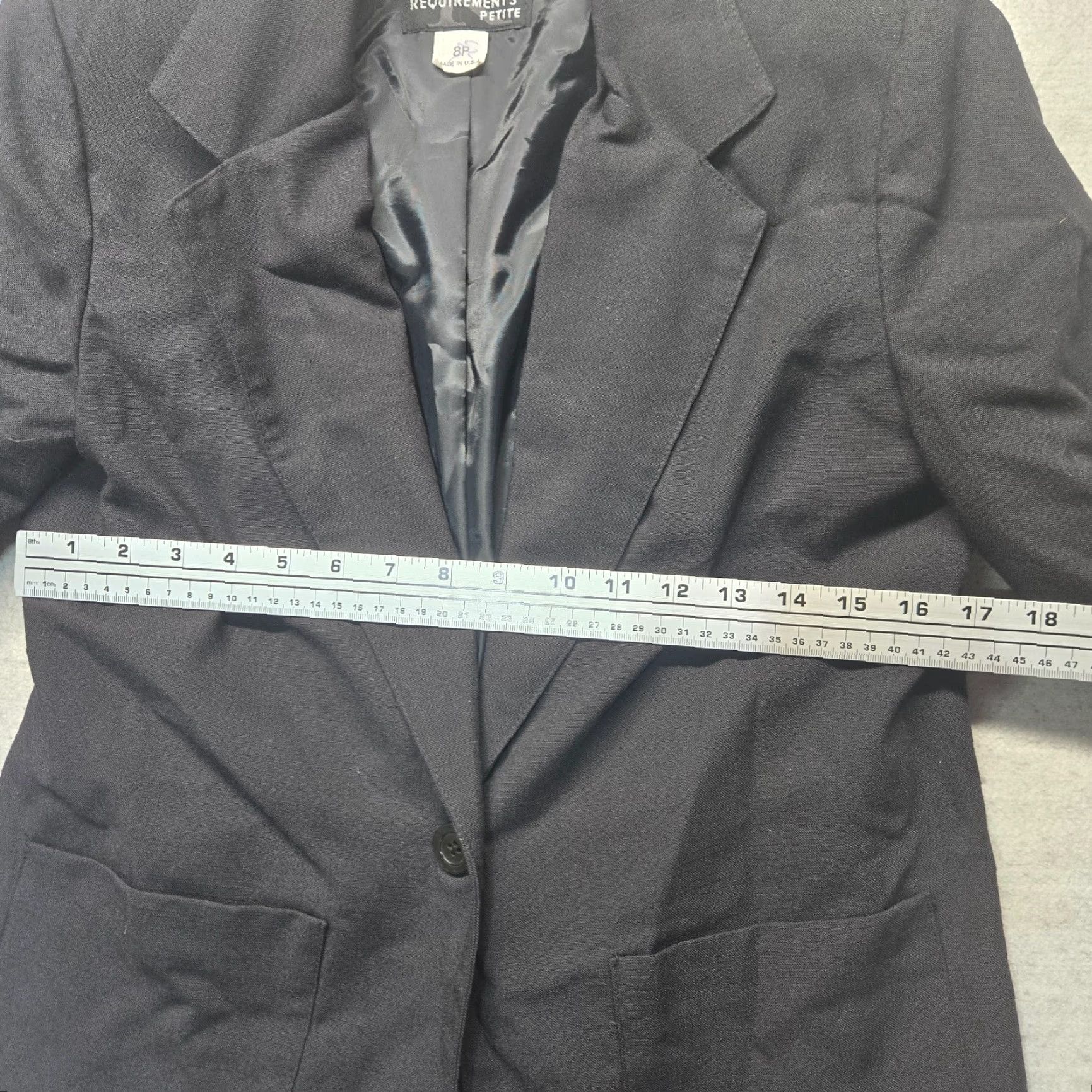 Vintage Requirements Blazer Jacket Women Petite 8P Black Long Sleeve Single Button Shoulder Pads Polyester/Spandex Business Mens? Size M / US 6-8 / IT 42-44 - 5 Thumbnail