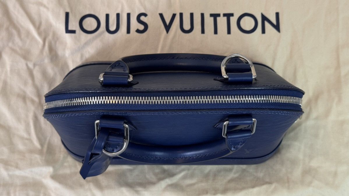 Louis Vuitton Louis Vuitton Epi Alma BB Indigo Size ONE SIZE - 7 Thumbnail