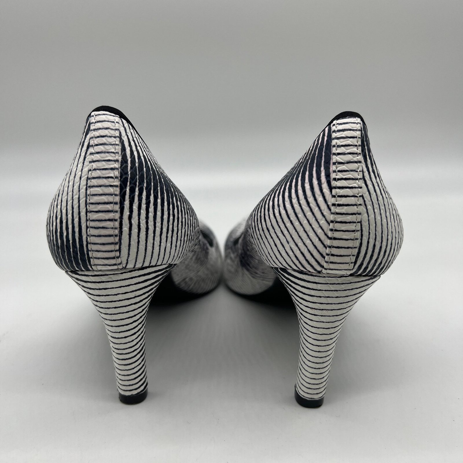 Other Lori Goldstein Collection Novelty Pumps Size 11 M Size US 11 / IT 41 - 7 Thumbnail