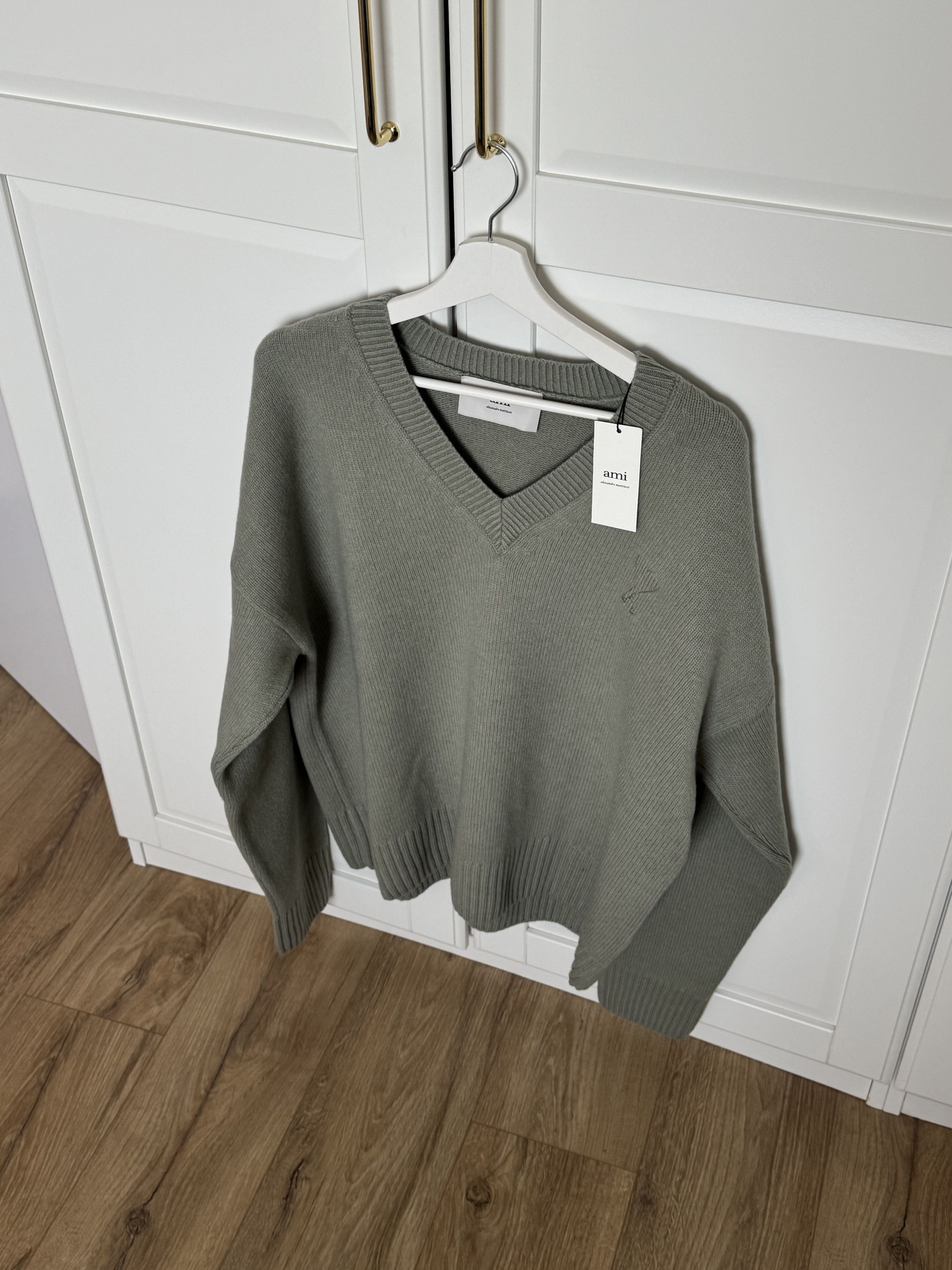 AMI AMI PARIS SWEATER | SIZE XL Size US XL / EU 56 / 4 - 2 Thumbnail