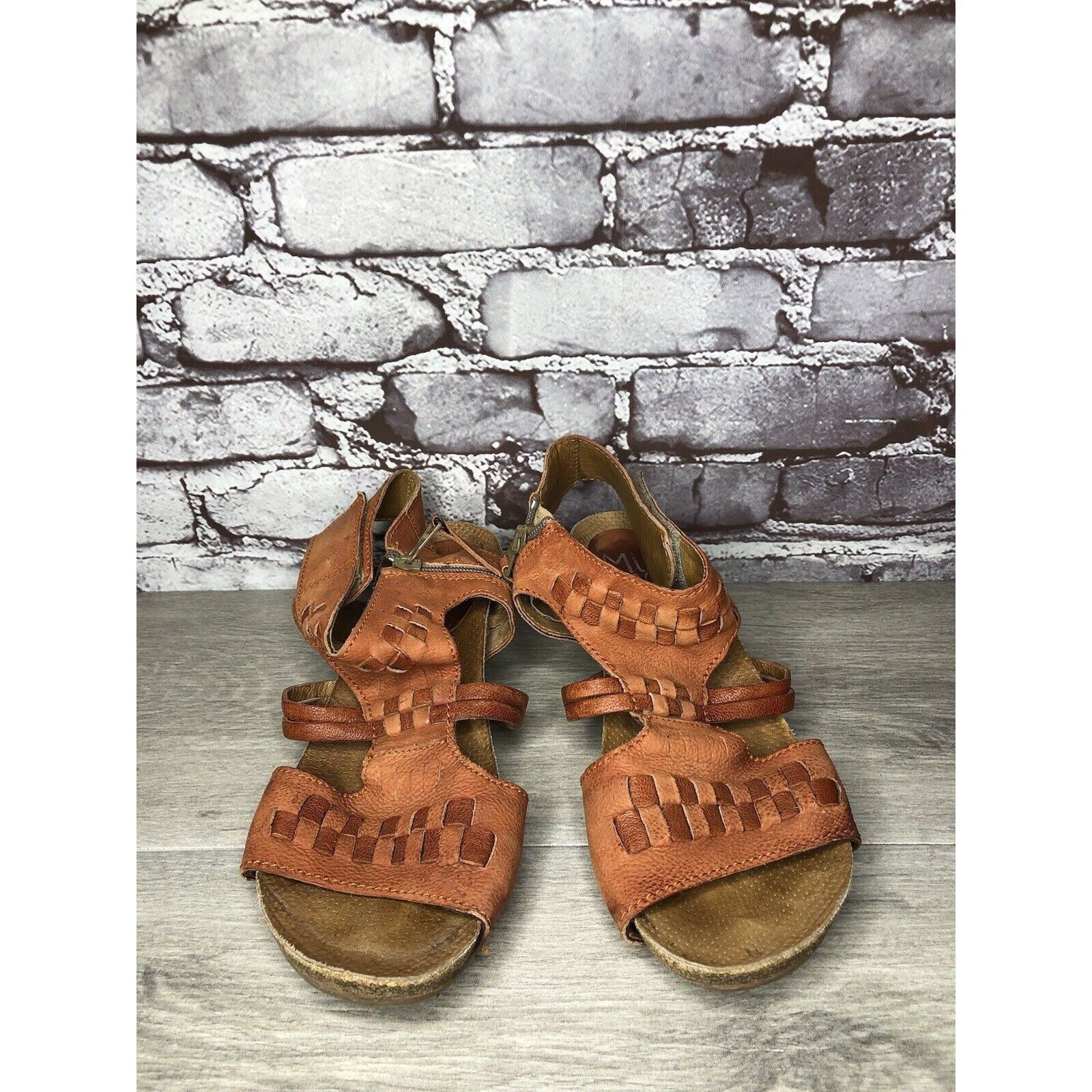 Other Miz Mooz Orange Leather Side Zipper Strap Heeled Sandals Wom Size US 10.5 / IT 40.5 - 21 Thumbnail