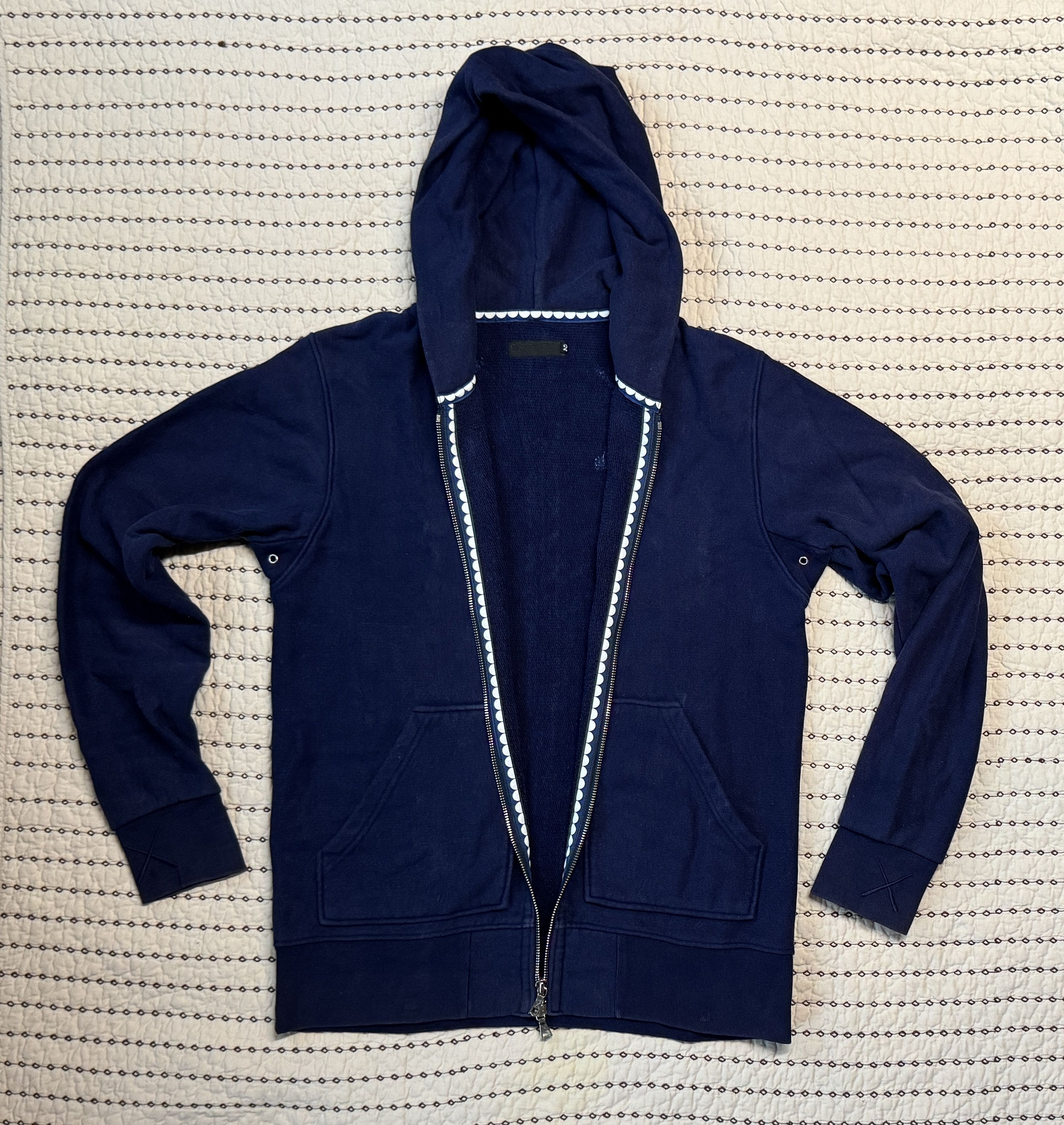 Kaws KAWS / ORIGINAL FAKE - CHOMPERS HOODIE NAVY MEDIUM SZ 2 XX Size US M / EU 48-50 / 2 - 1 Thumbnail